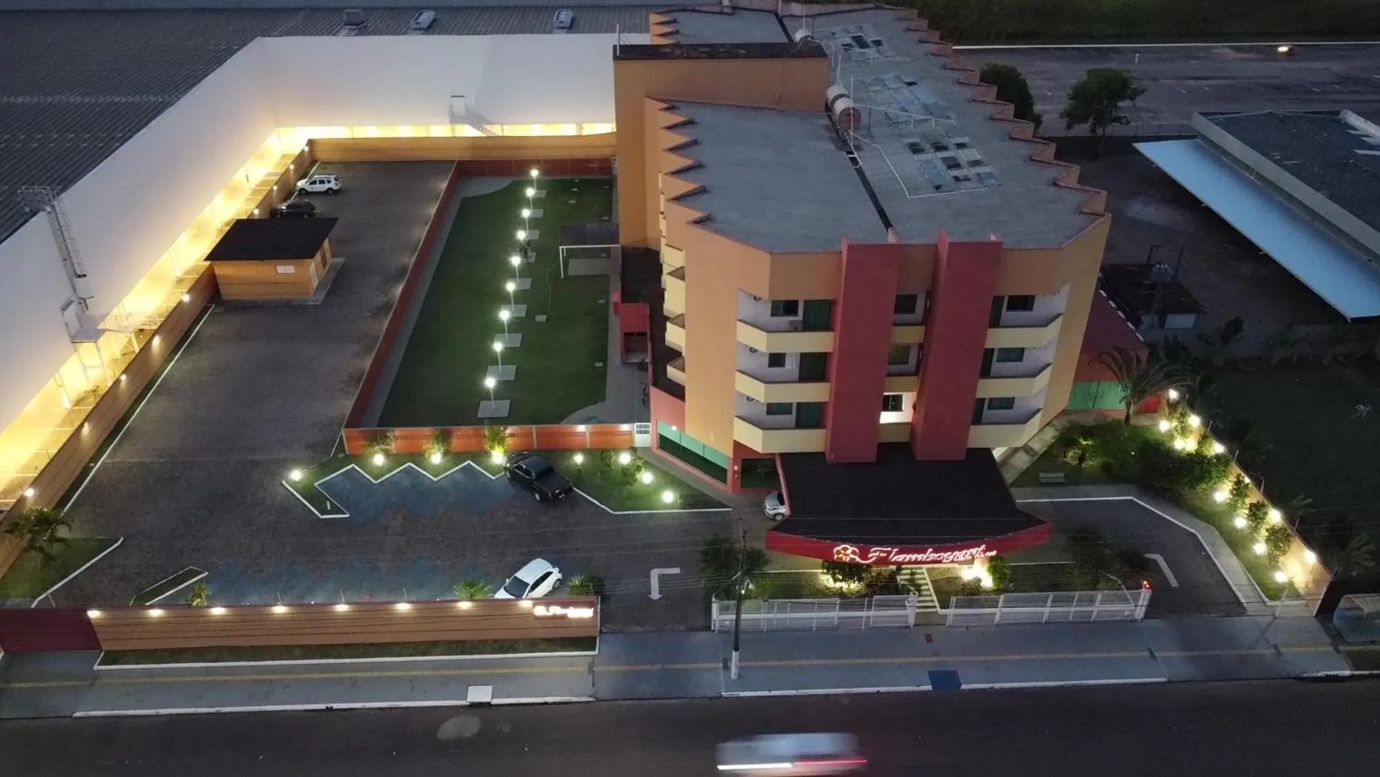 Flamboyant Suite Hotel