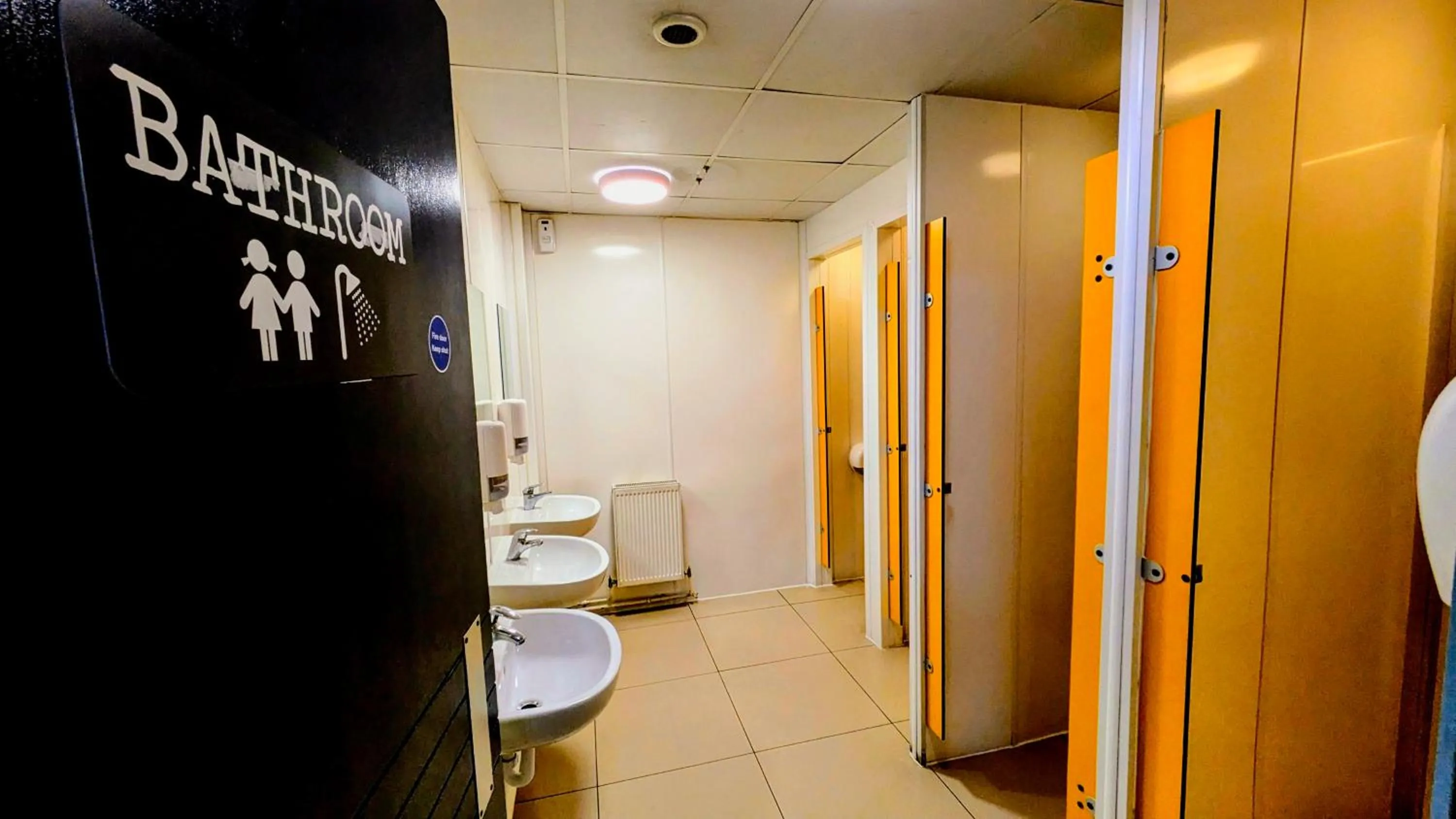 Bathroom in Rest Up London