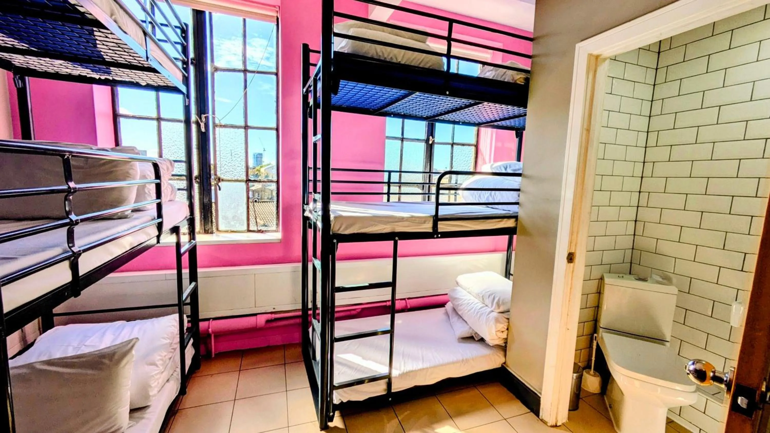 Toilet, Bed in Rest Up London