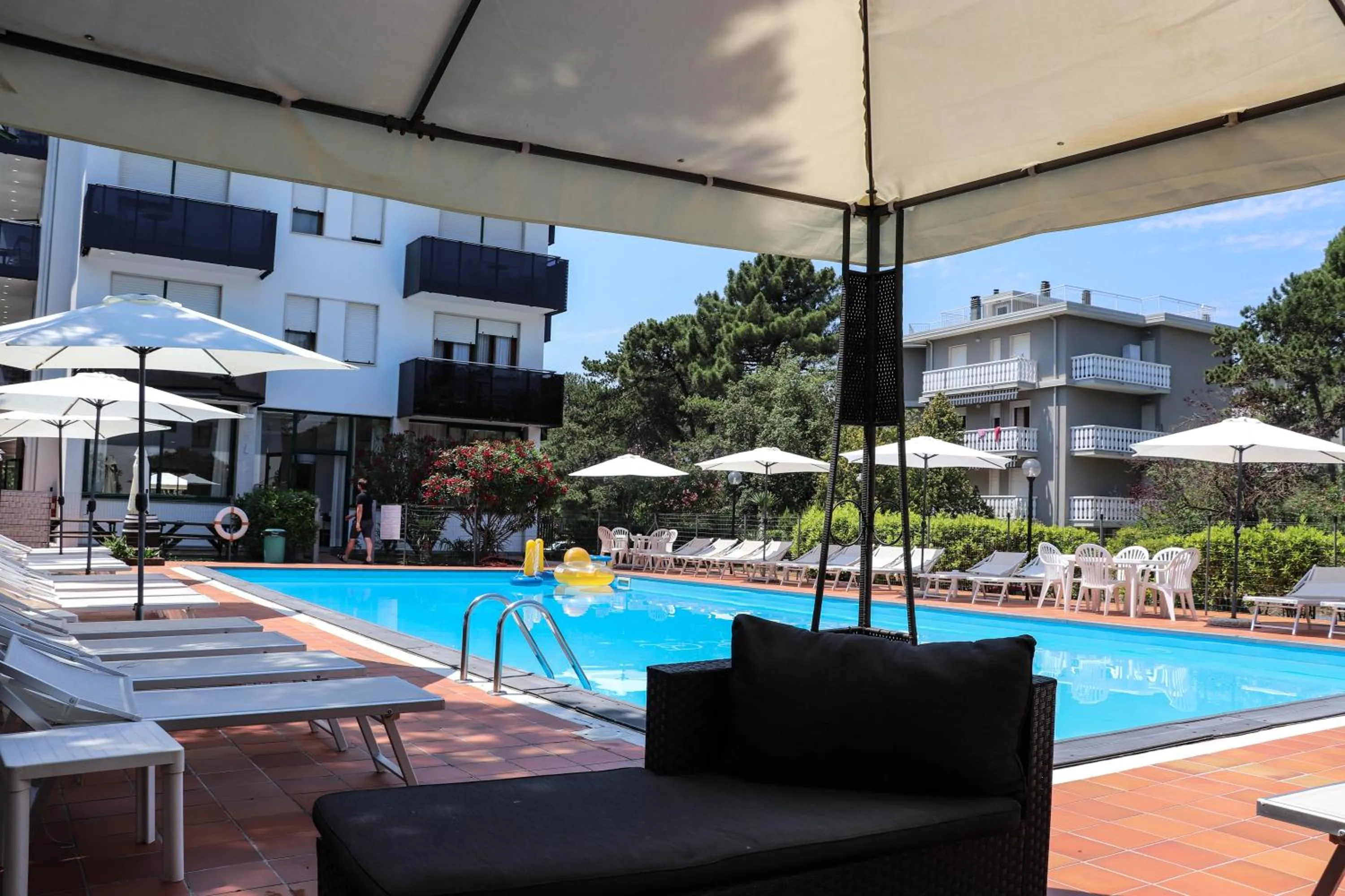 Pool view in Hotel Eden