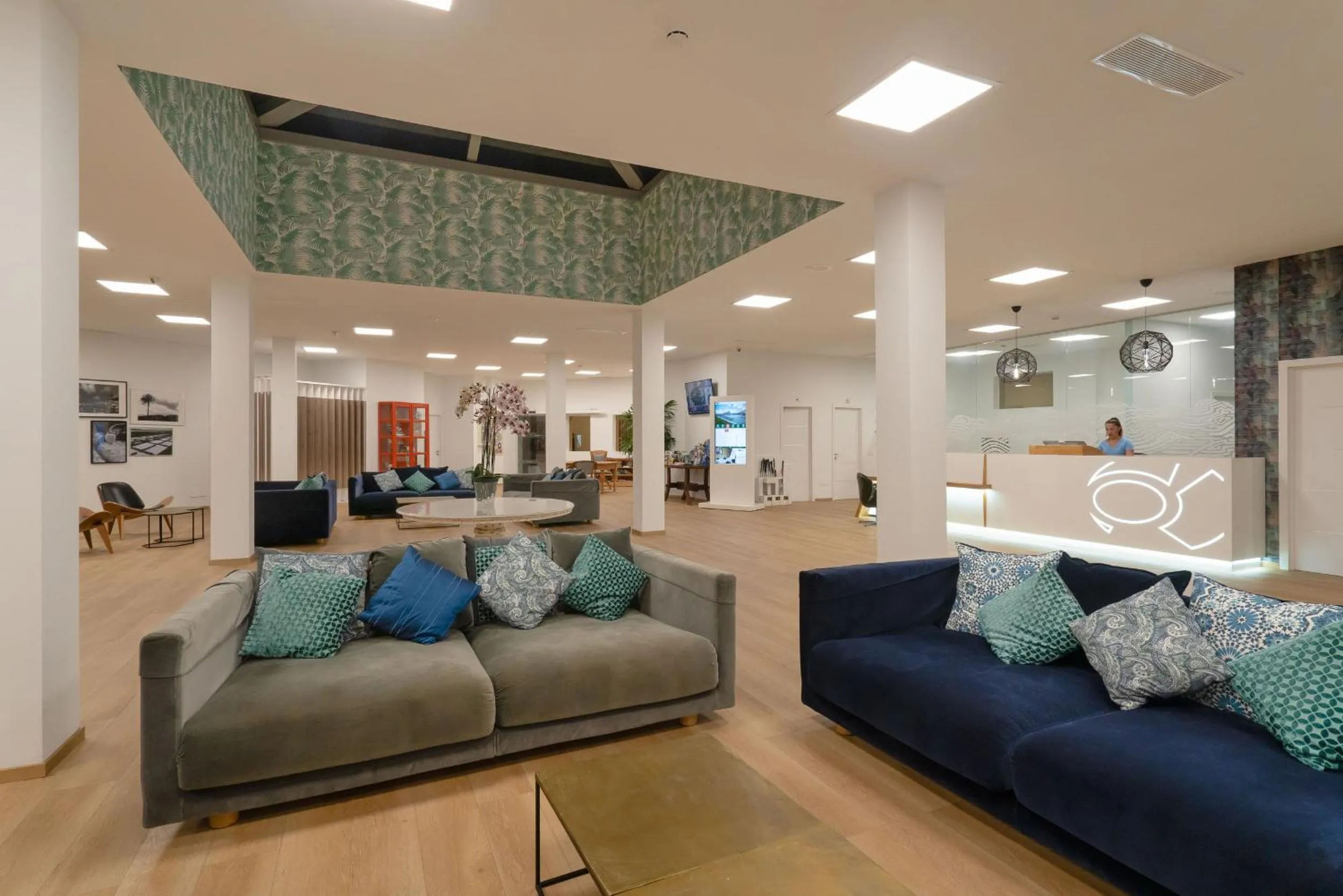 Property building in Apartamentos Santa Rosa