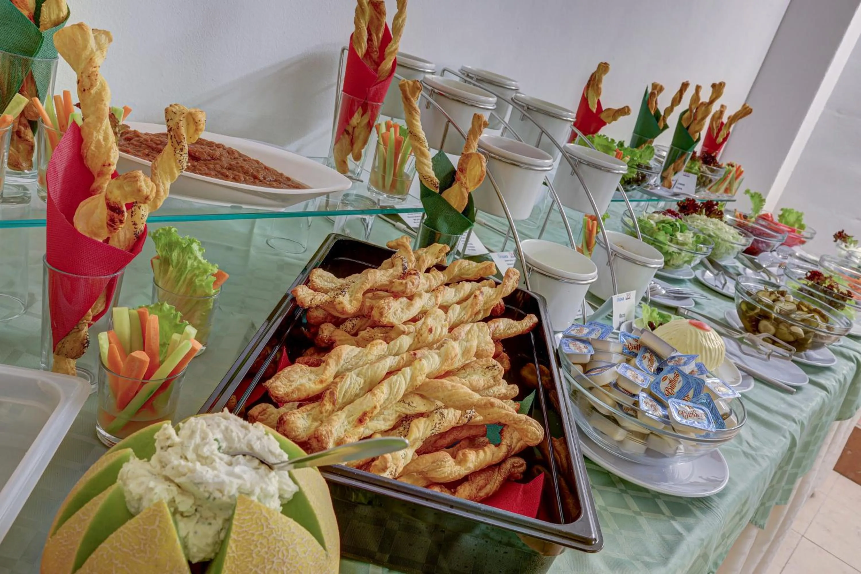 Restaurant/places to eat in Hotel Shipka All Inclusive