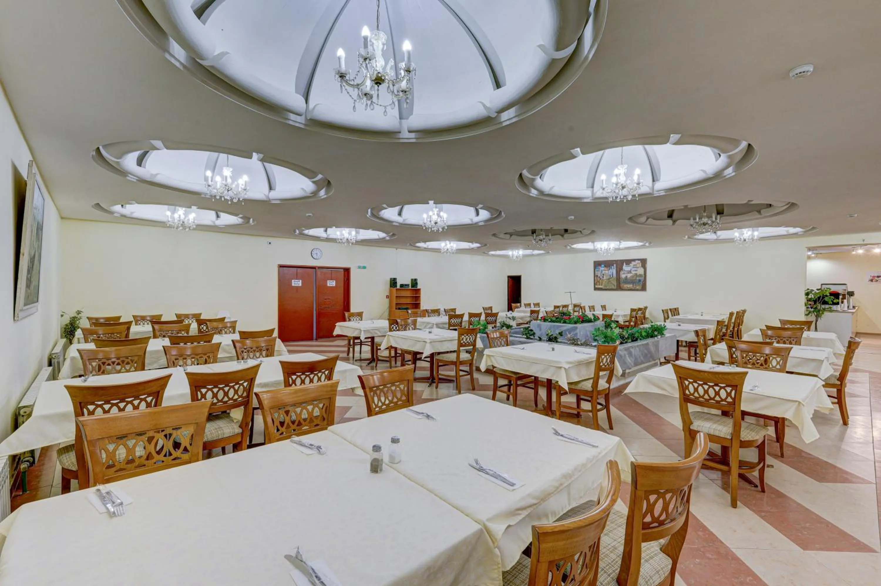 Restaurant/places to eat in Hotel Shipka All Inclusive