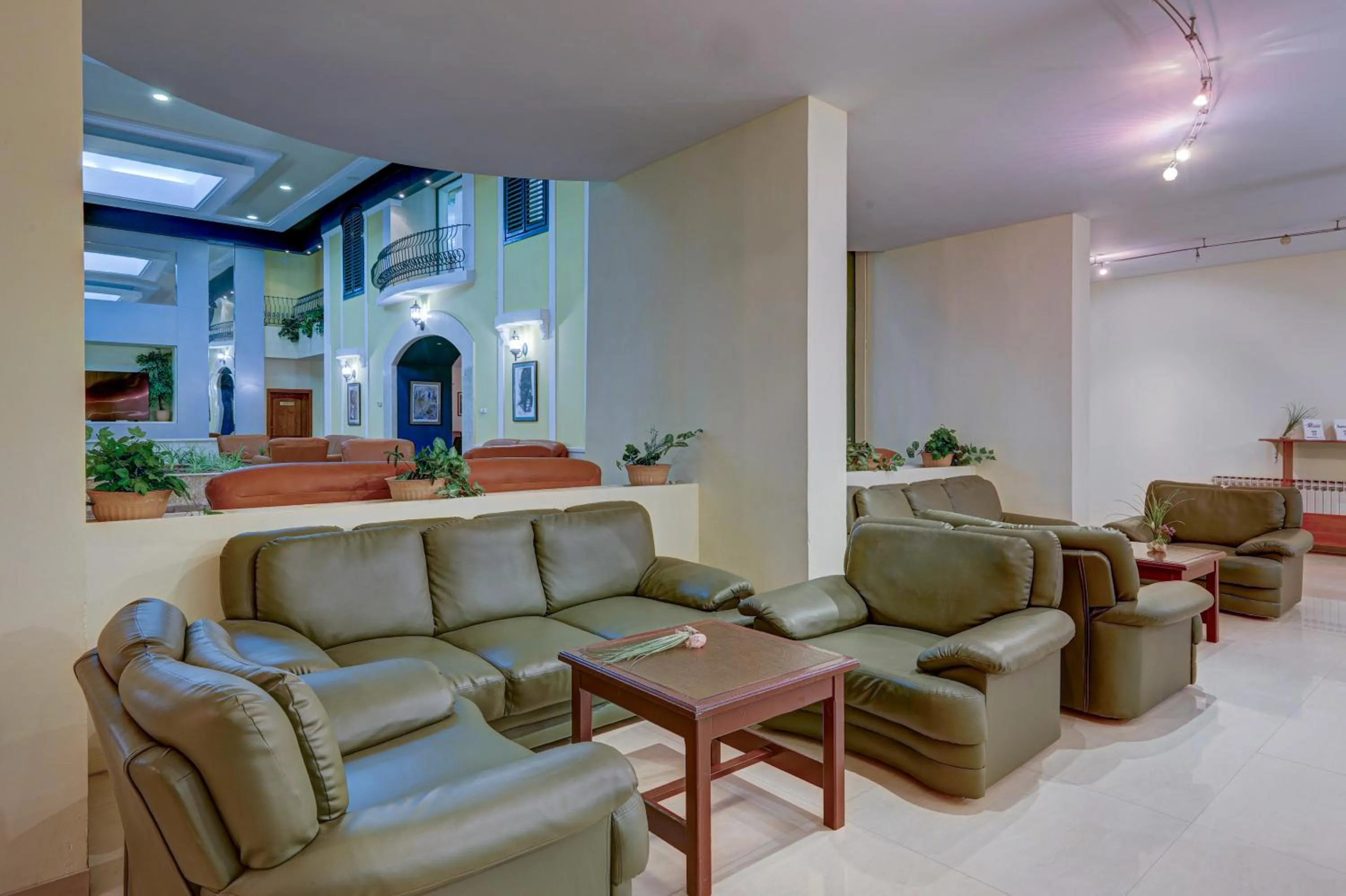 Seating area in Hotel Shipka All Inclusive