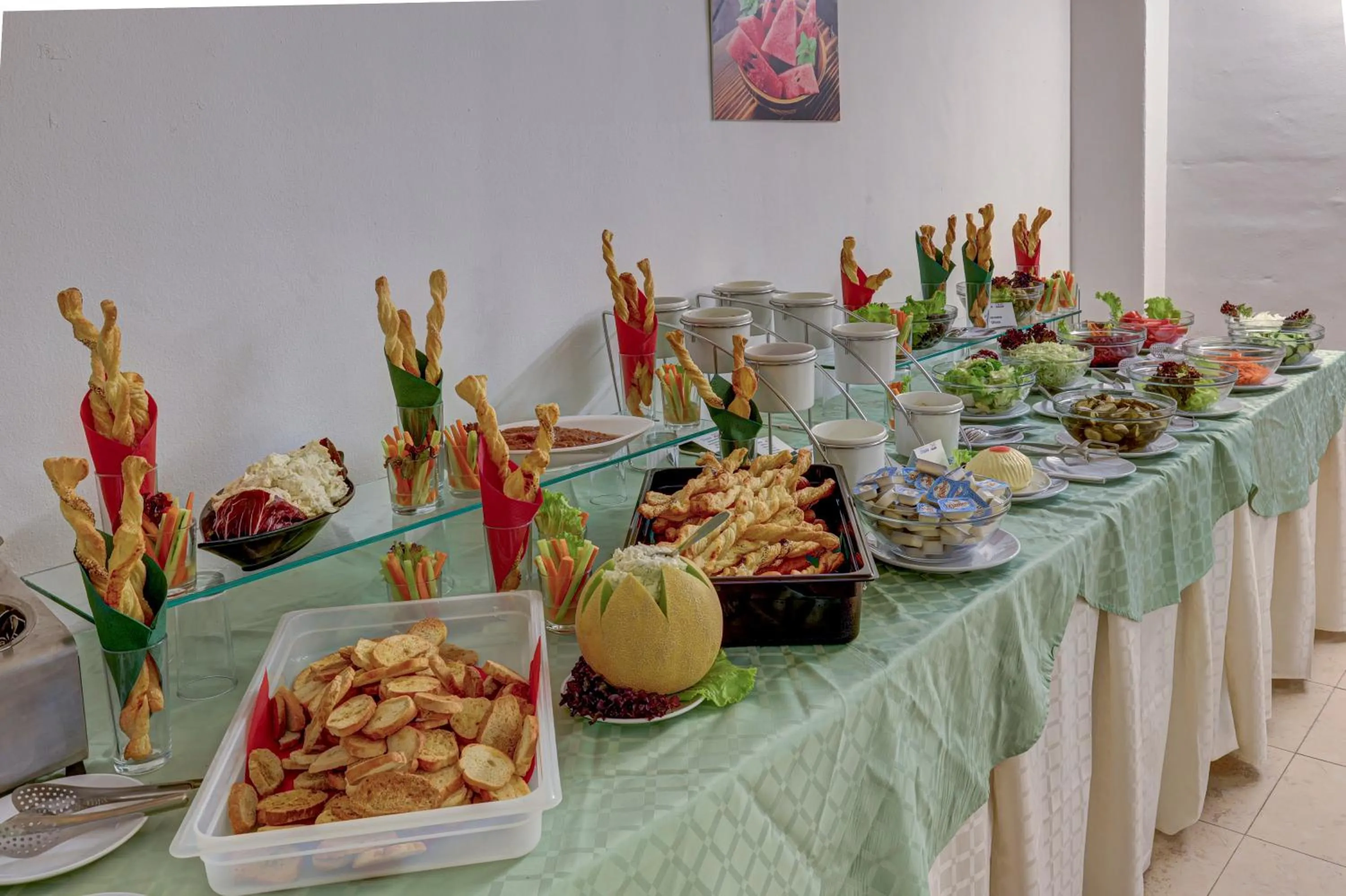 Restaurant/places to eat in Hotel Shipka All Inclusive