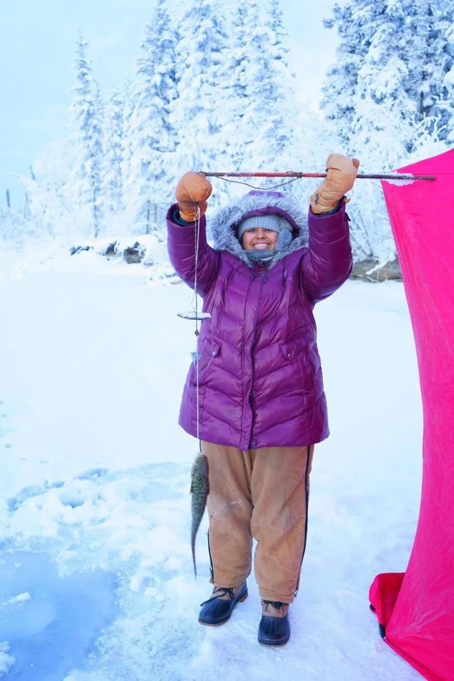 Alaska Log Cabins on the Pond