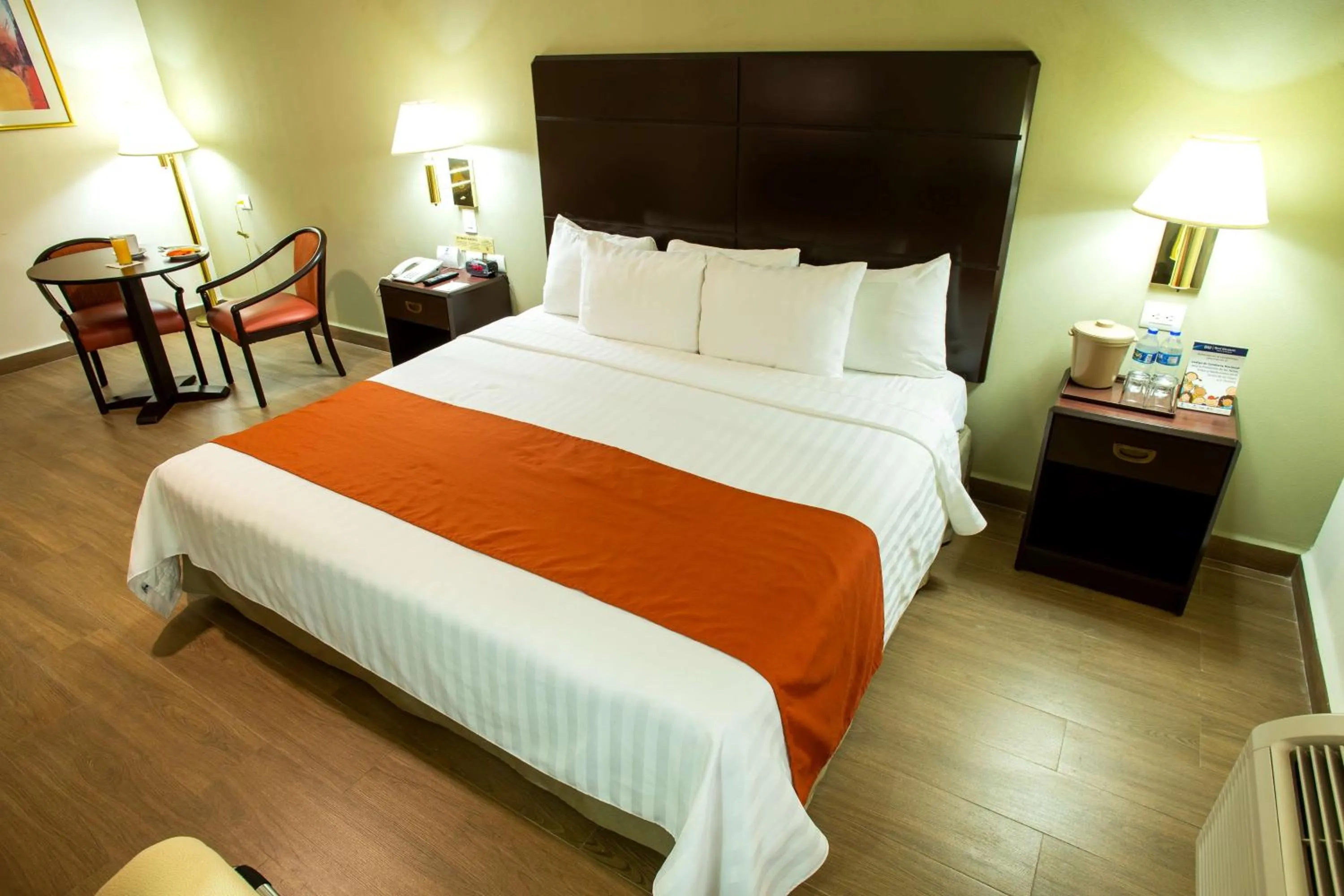 Photo of the whole room, Bed in Hotel Plaza Calzada