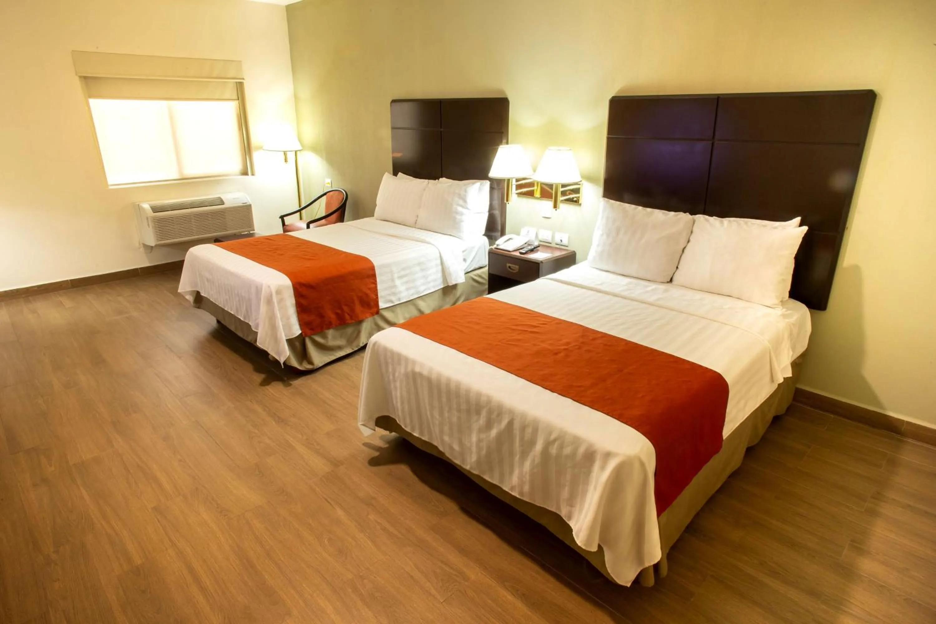 Photo of the whole room, Bed in Hotel Plaza Calzada