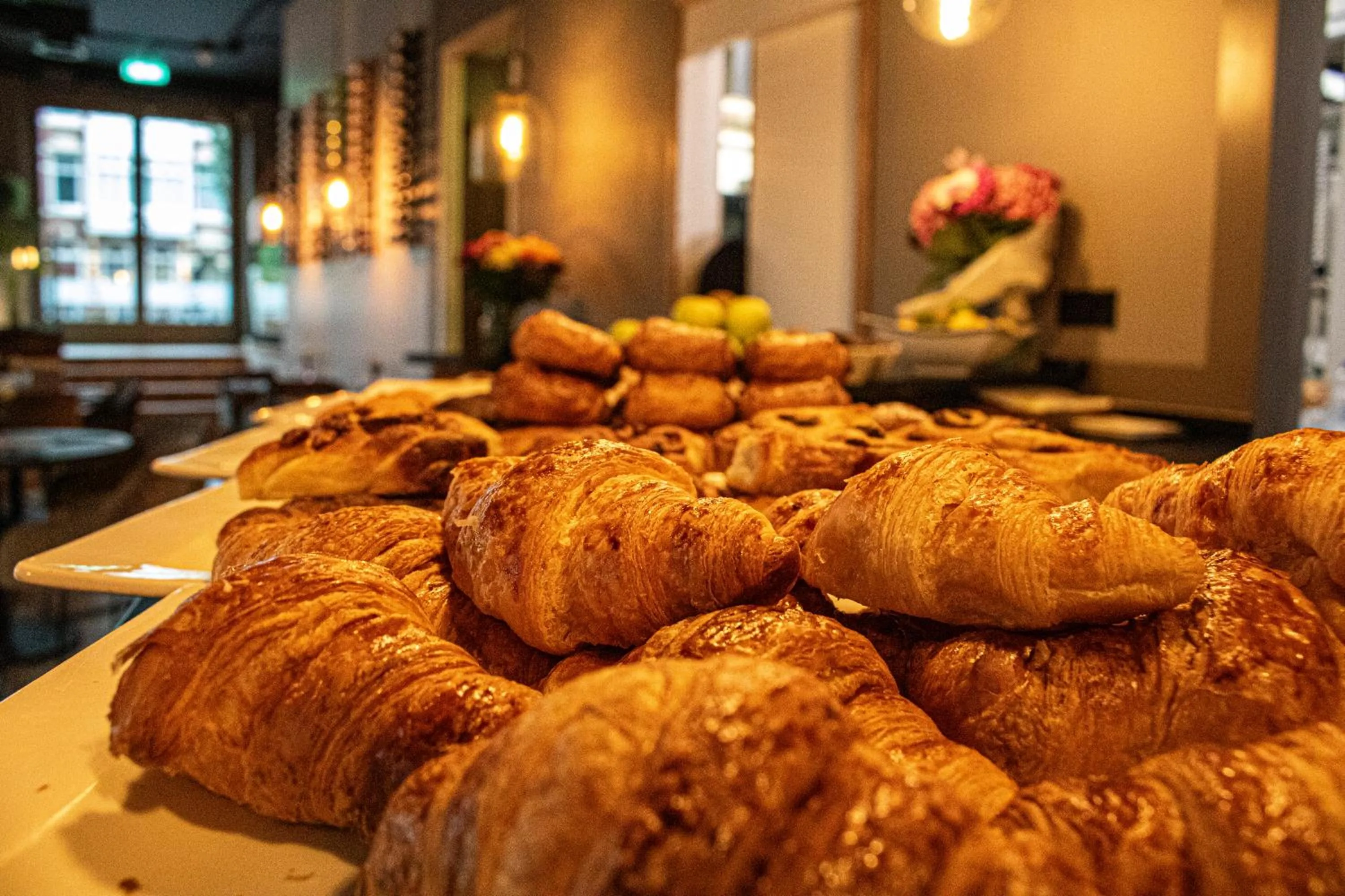 Breakfast in Grand Hotel Downtown