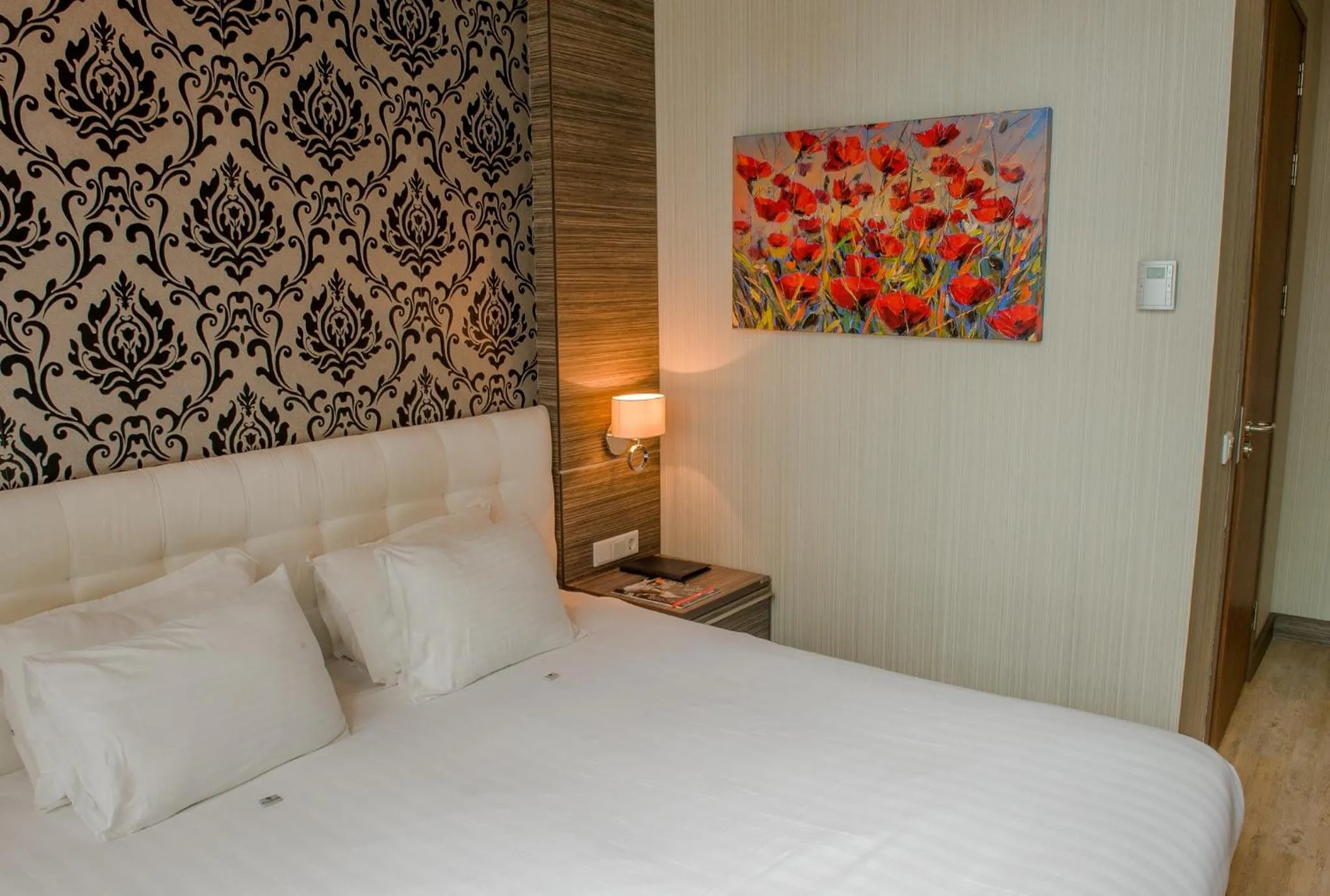 Bed in Grand Hotel Downtown