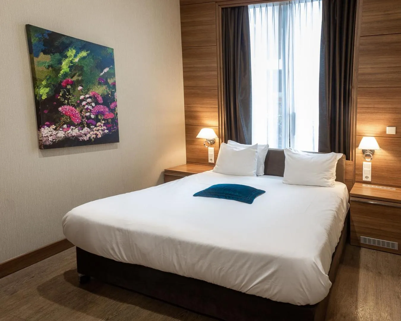 Bed in Grand Hotel Downtown