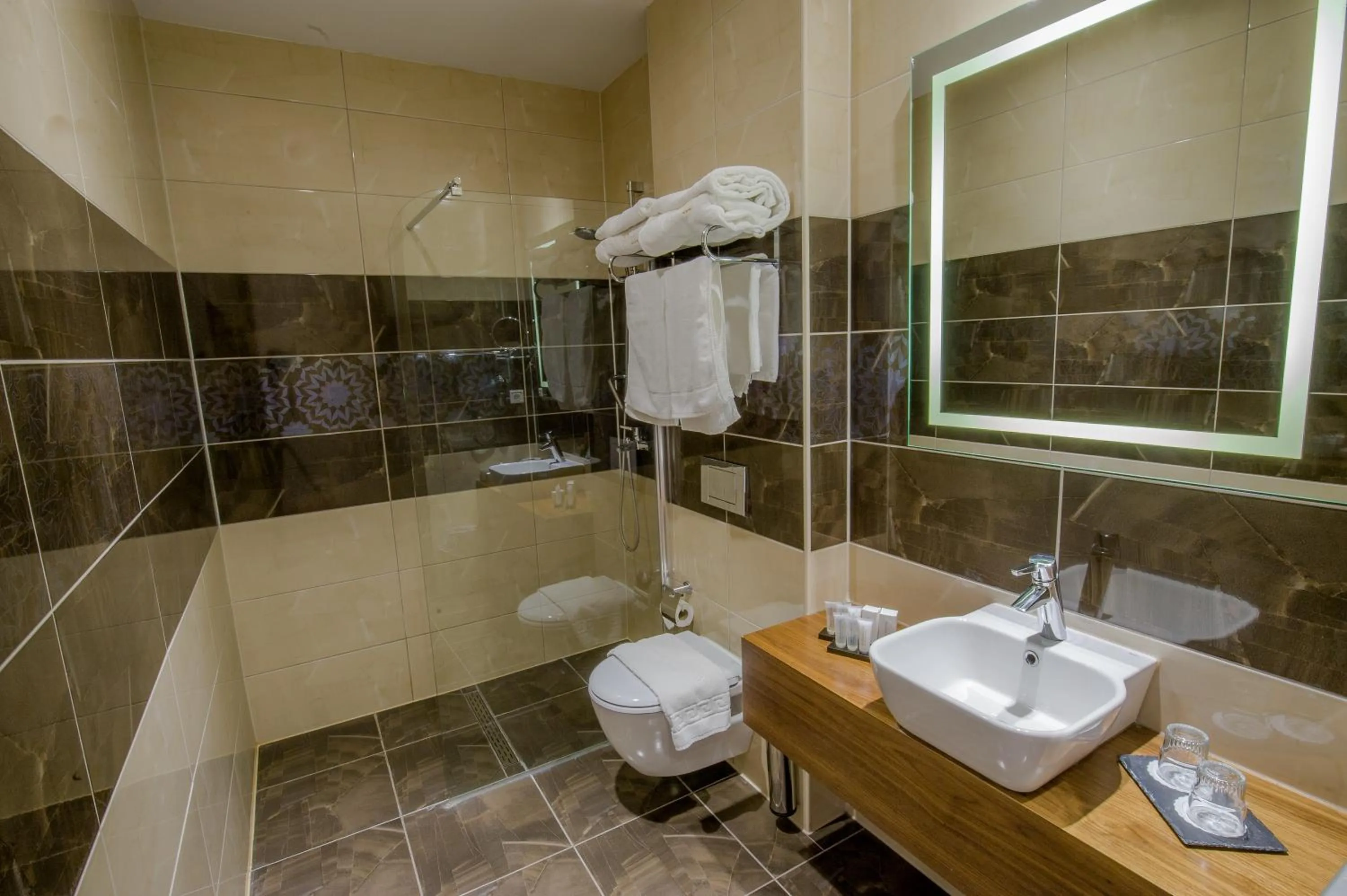 Bathroom in Grand Hotel Downtown