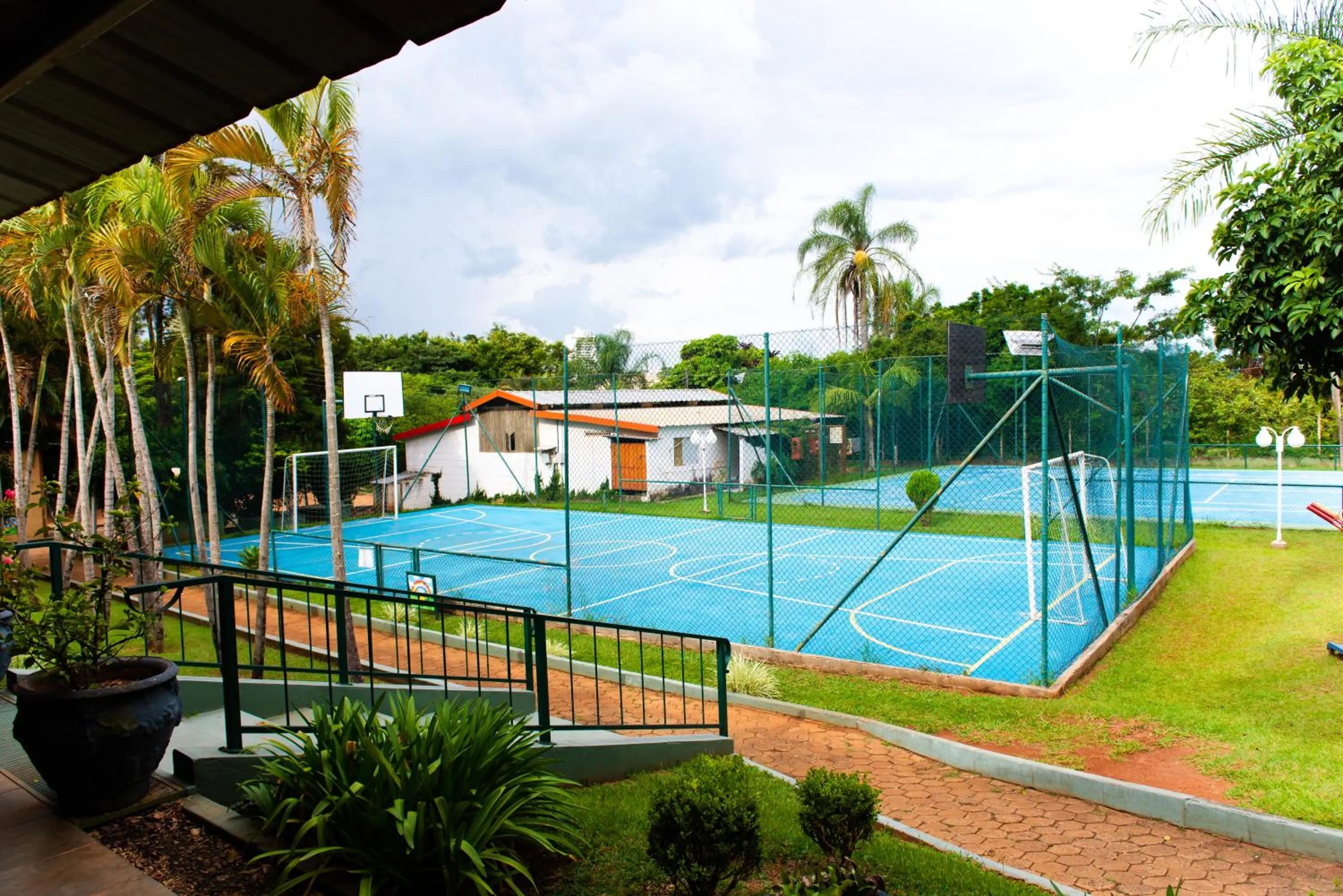 Tennis court in Complexo Villa Verde