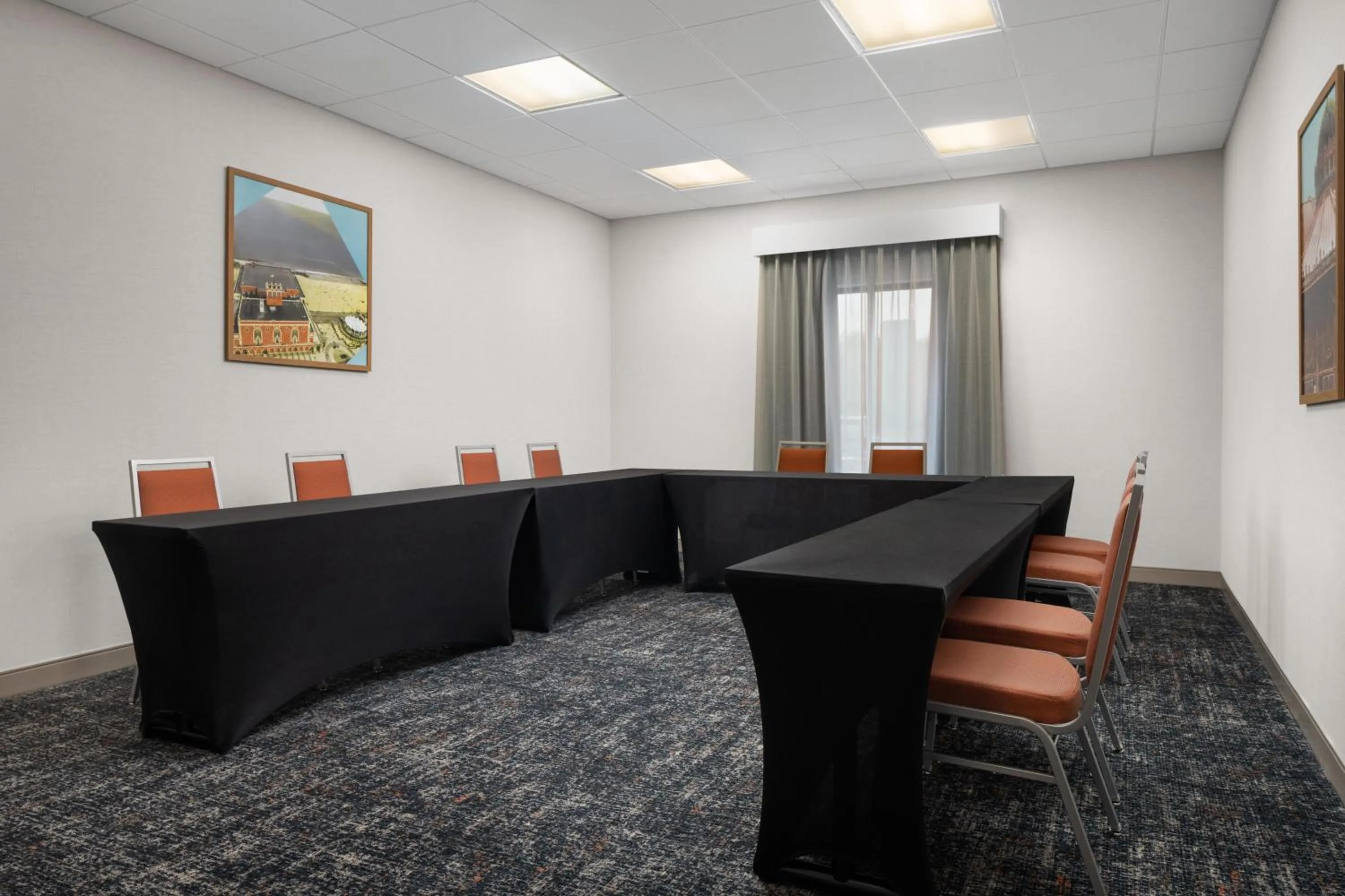 Meeting/conference room in Hampton Inn Neptune