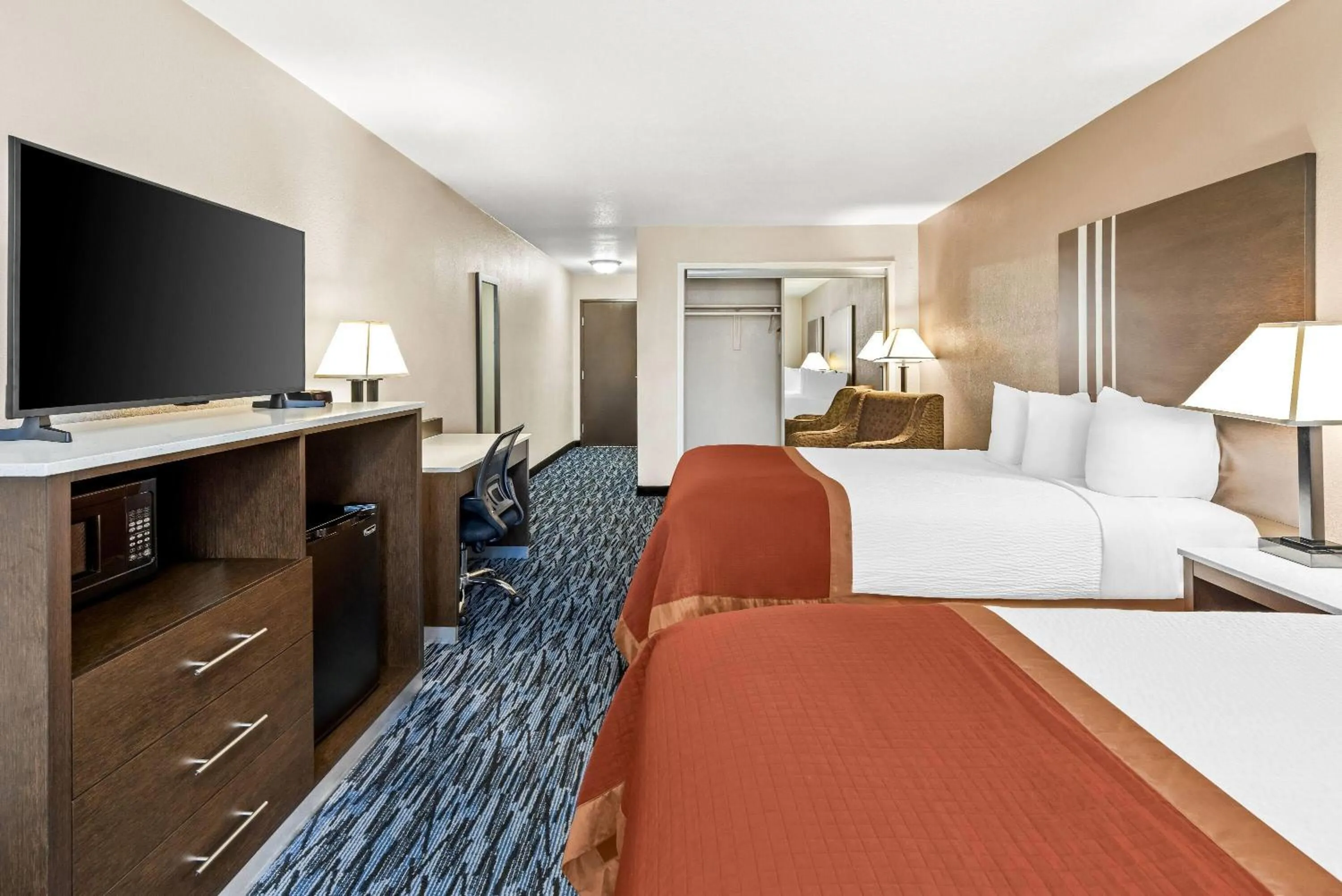 Bed in Baymont by Wyndham Port Arthur - Groves Area