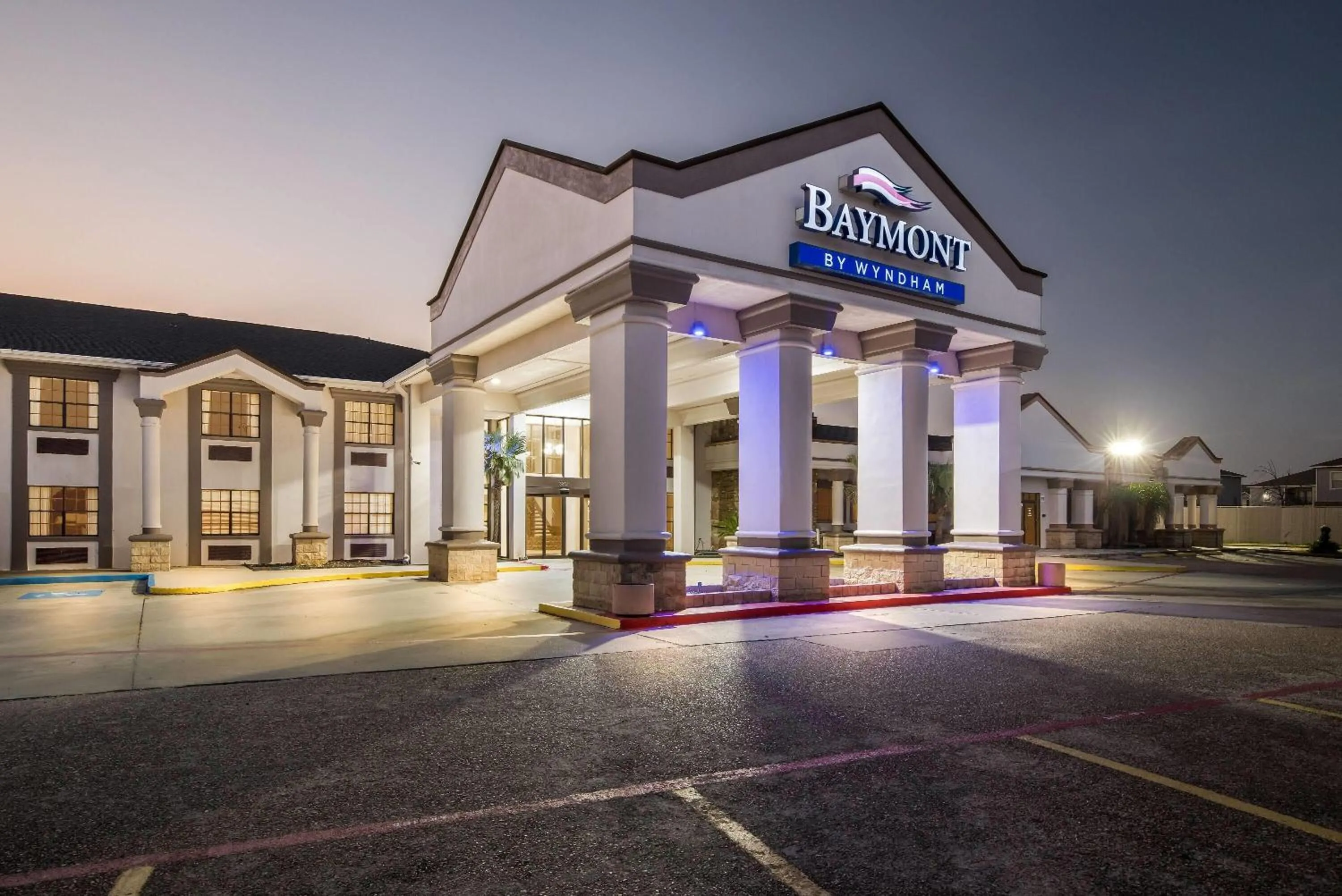 Property building in Baymont by Wyndham Port Arthur - Groves Area