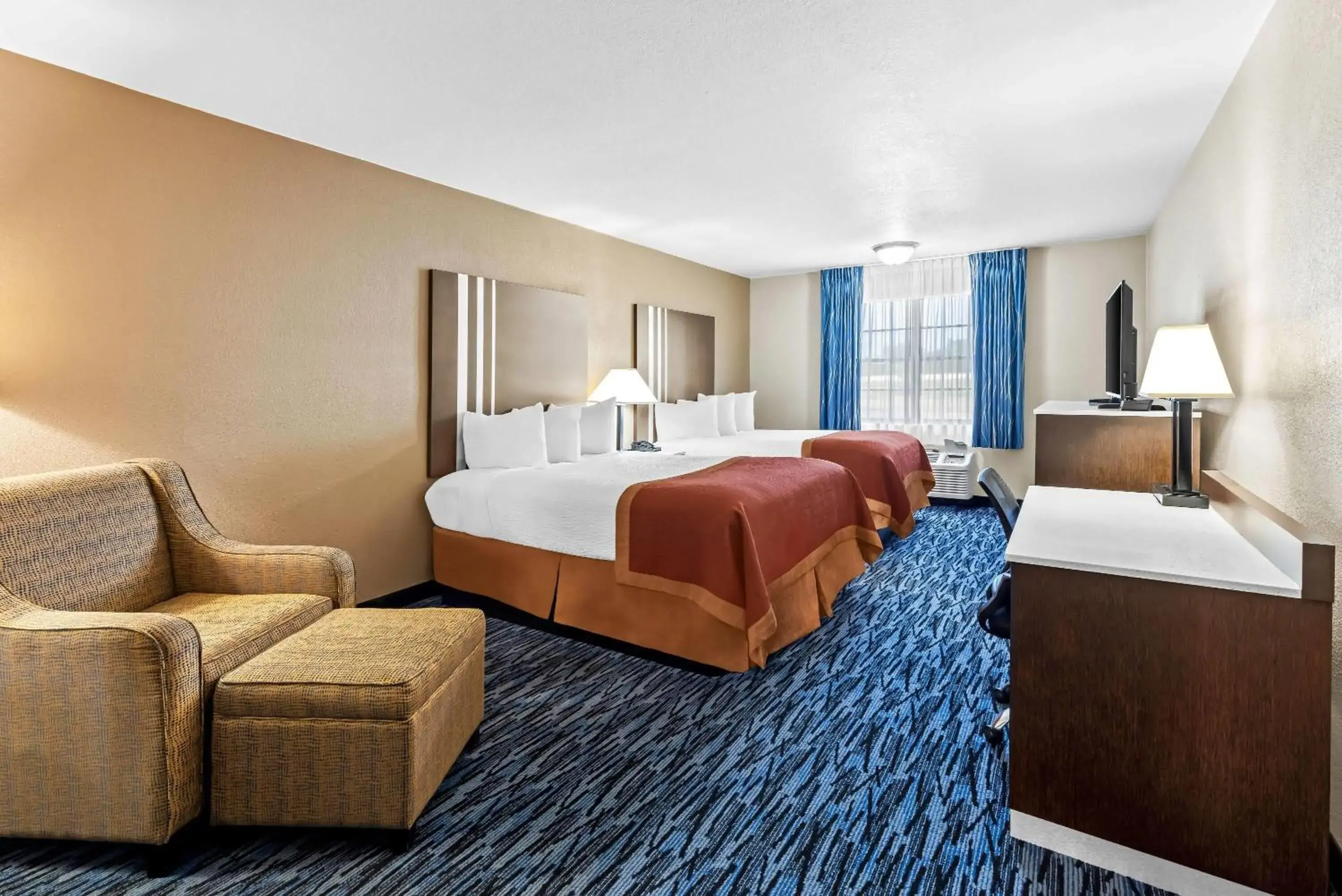 Double Room with Two Double Beds - Non-Smoking in Baymont by Wyndham Port Arthur - Groves Area Double Room with Two Double Beds - Non-Smoking in Baymont by Wyndham Port Arthur - Groves Area