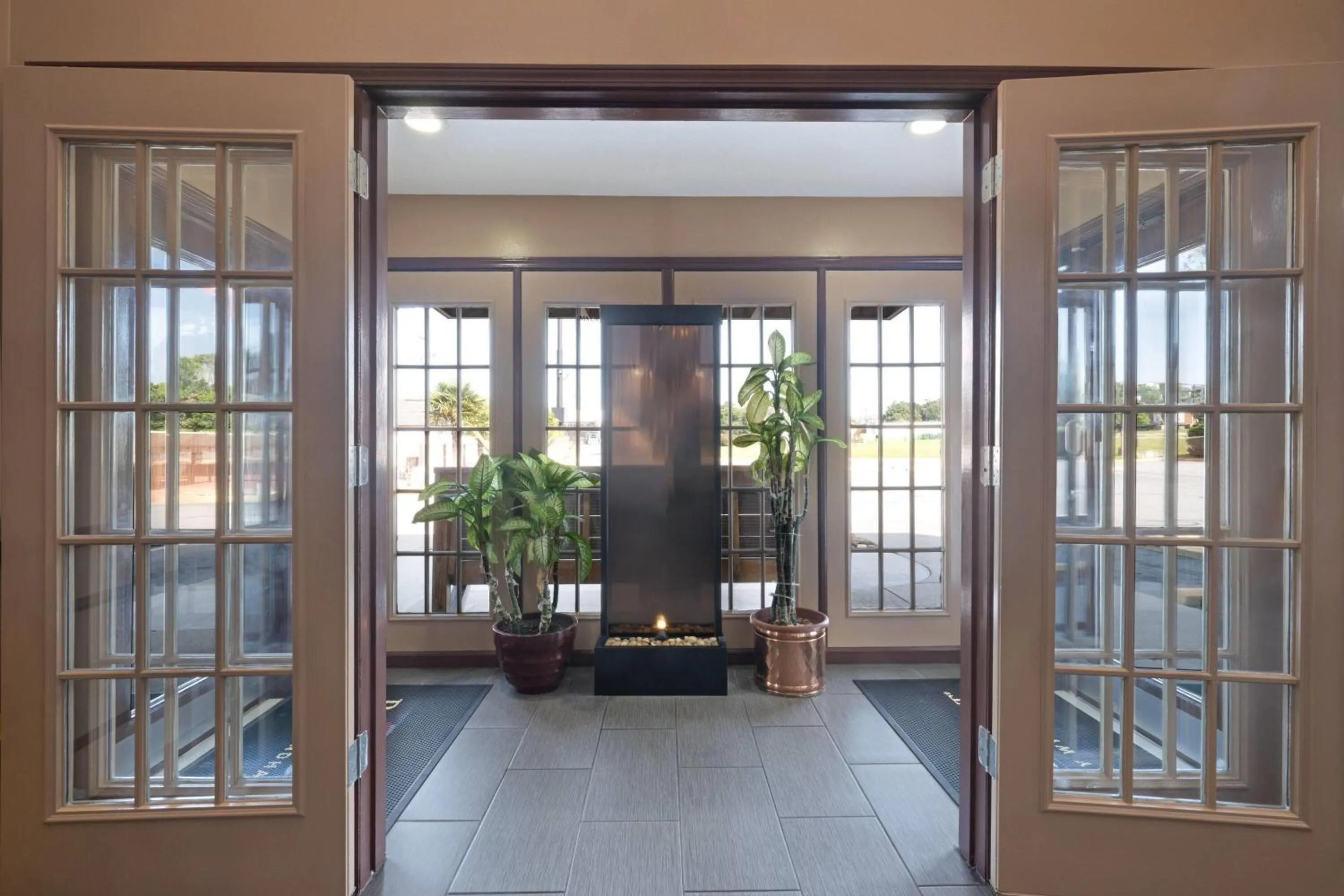 Lobby or reception in Baymont by Wyndham Commerce GA Near Tanger Outlets Mall