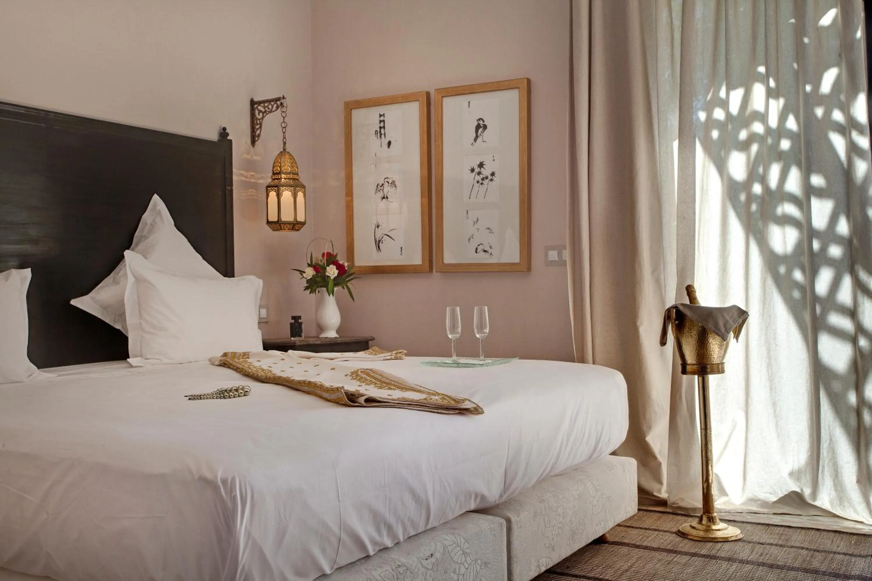 Bed in Palais de l'O - Maison d'hôtes