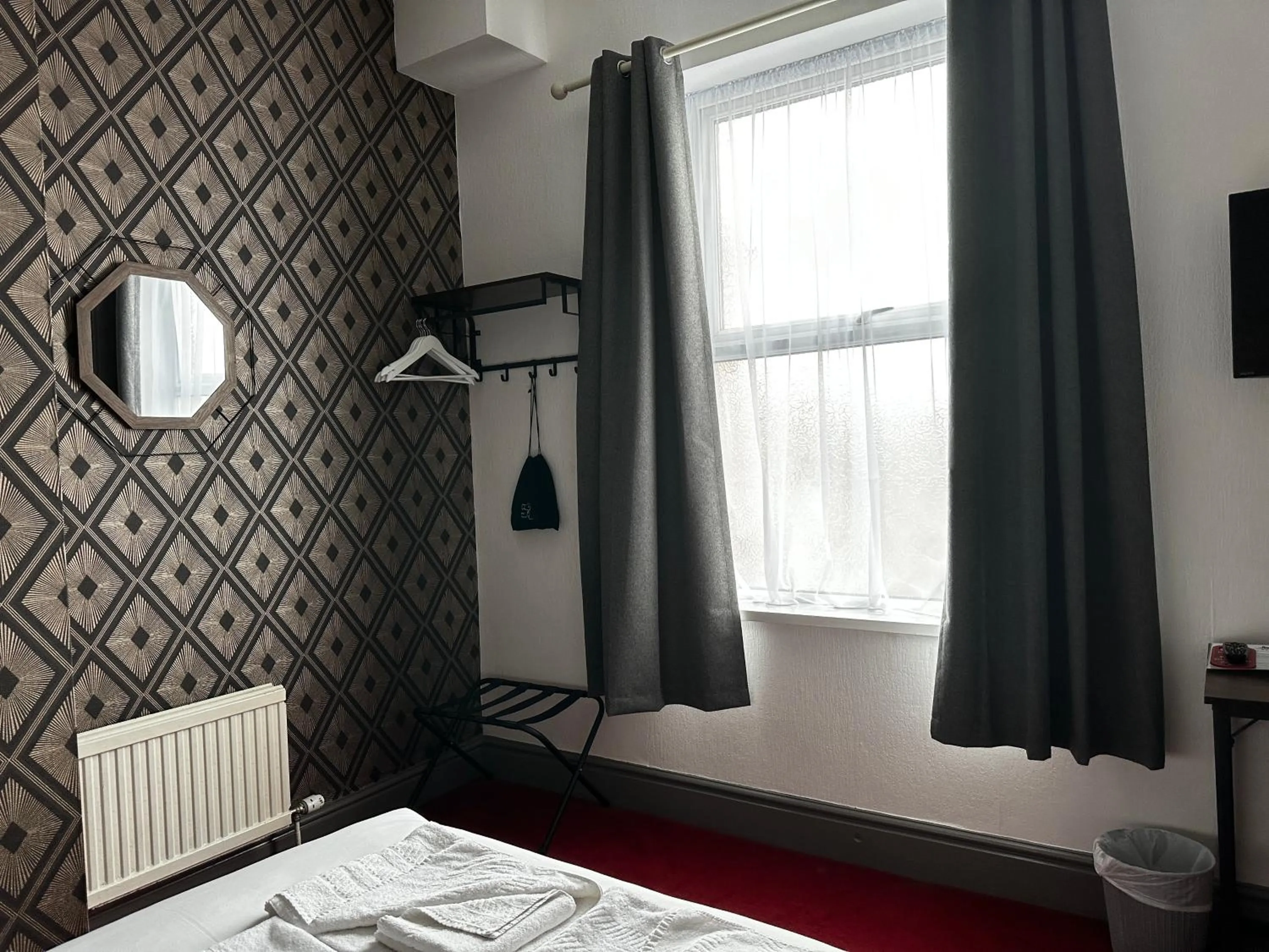 Bed in The Derby Hotel