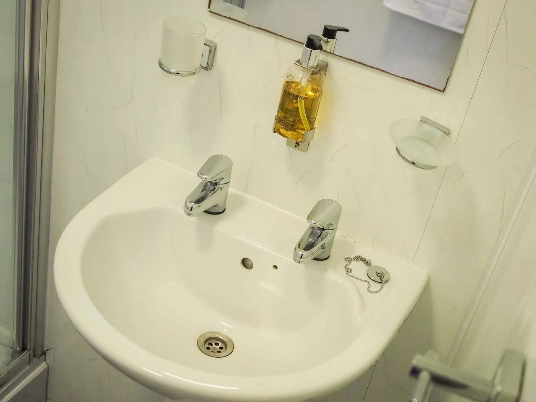 Bathroom in The Derby Hotel