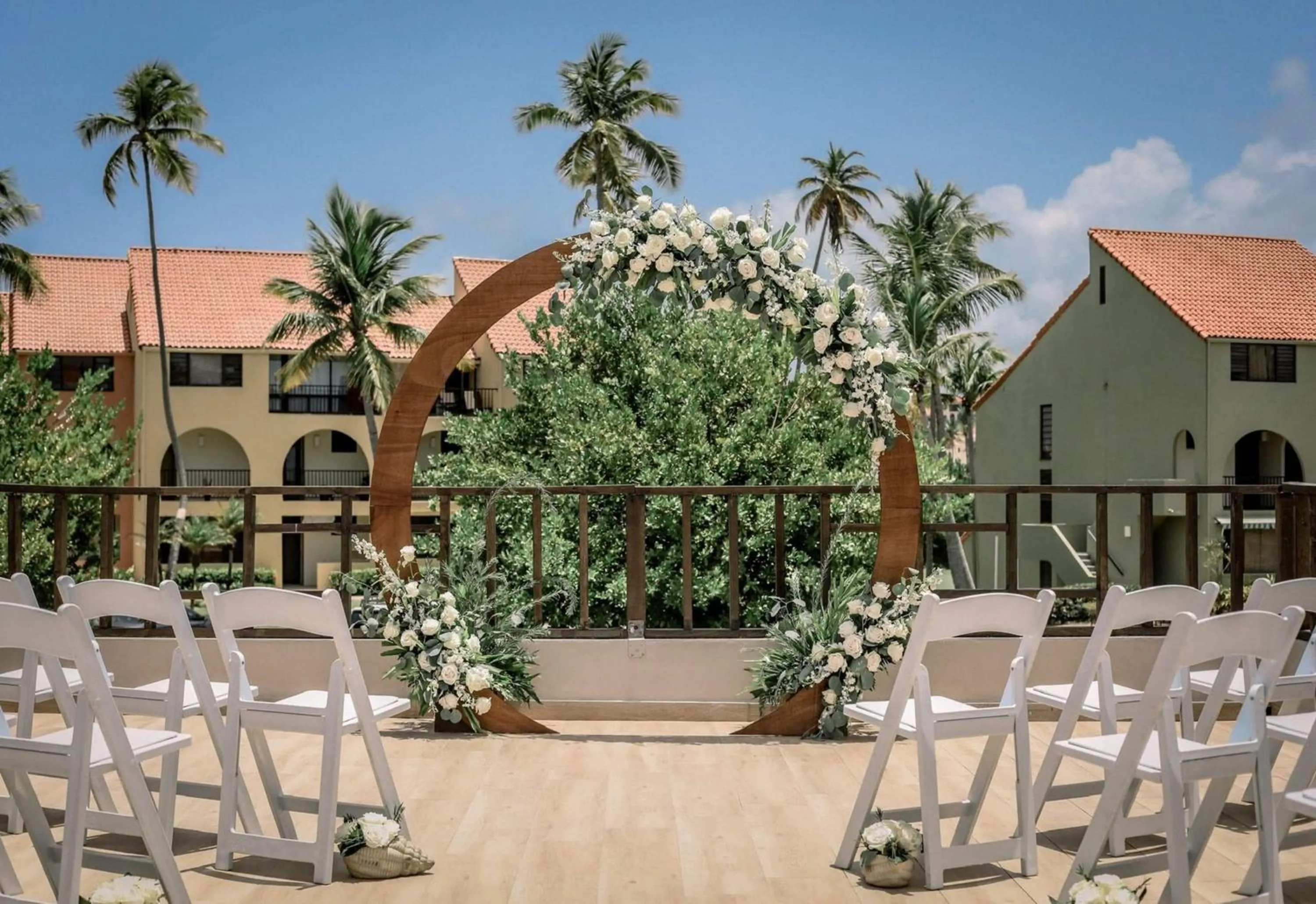 wedding in Wyndham Palmas Beach and Golf Boutique Resort