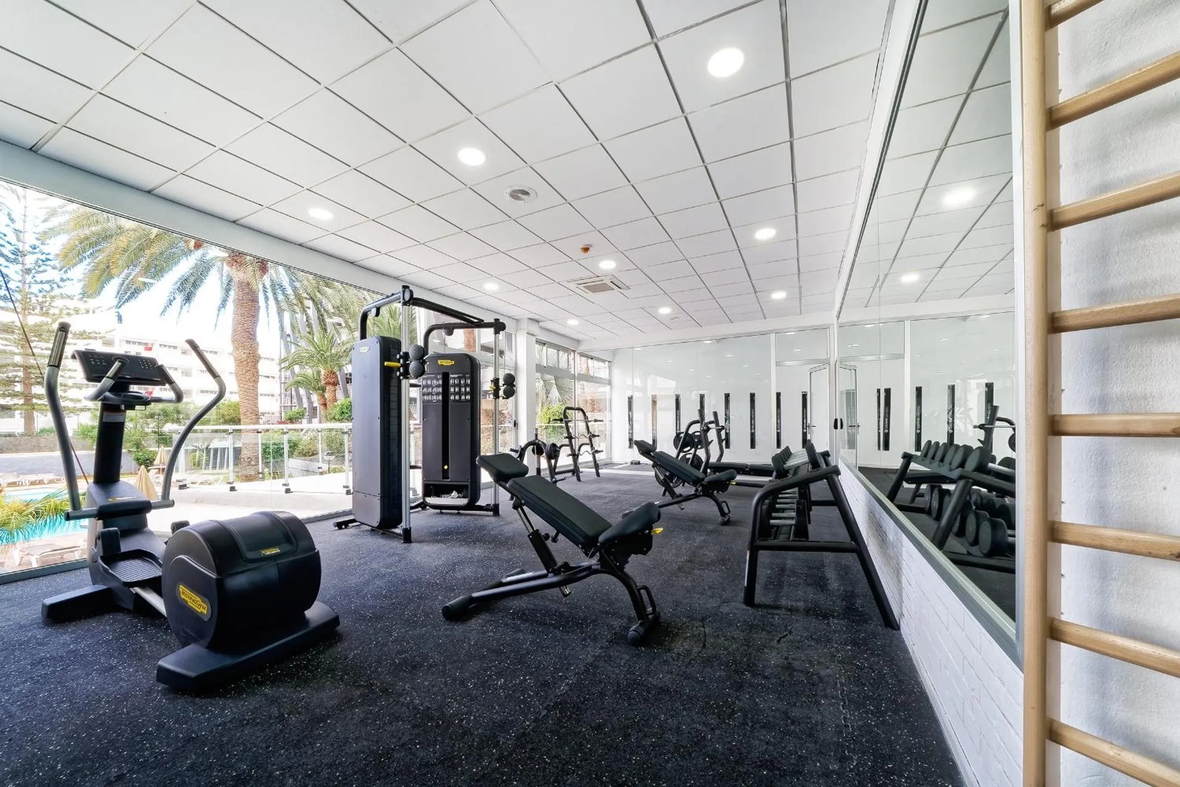 Fitness centre/facilities in Ura Jardín Del Atlántico