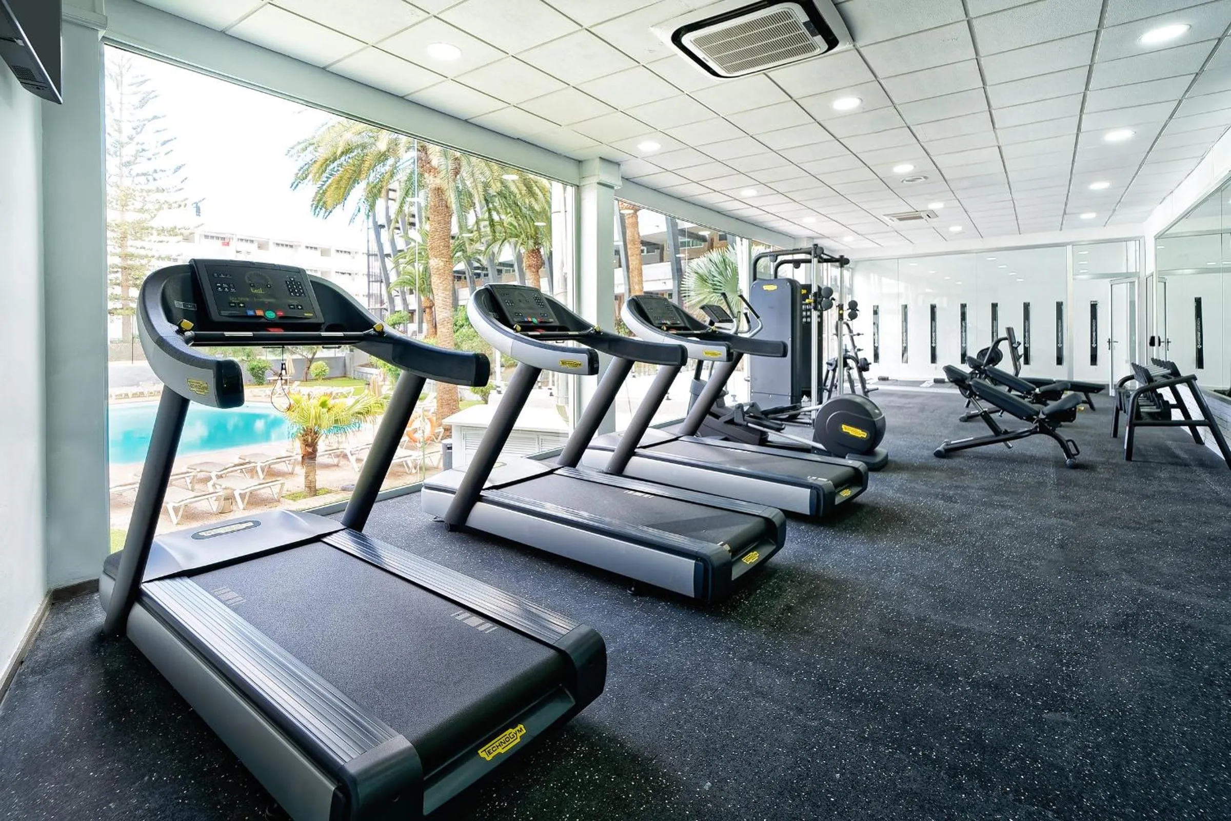 Fitness centre/facilities in Ura Jardín Del Atlántico