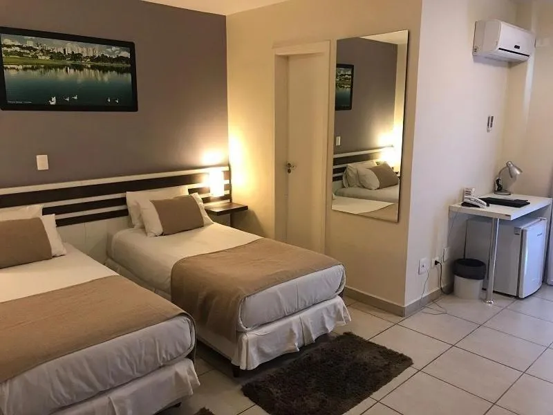 Bedroom, Bed in Bristol Portal do Iguaçu Curitiba Aeroporto