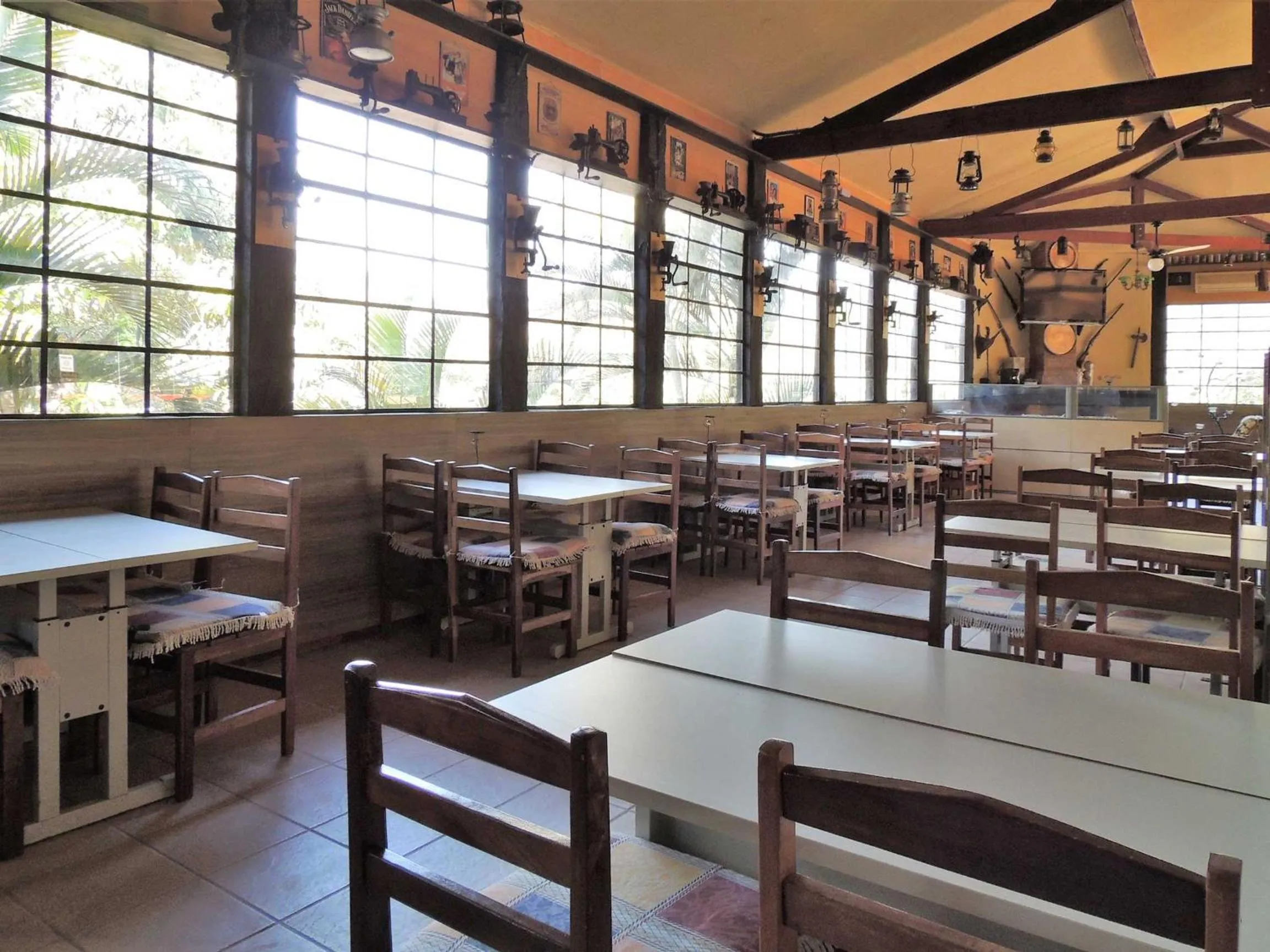 Restaurant/places to eat in Pousada Juriti - Eco Hotel