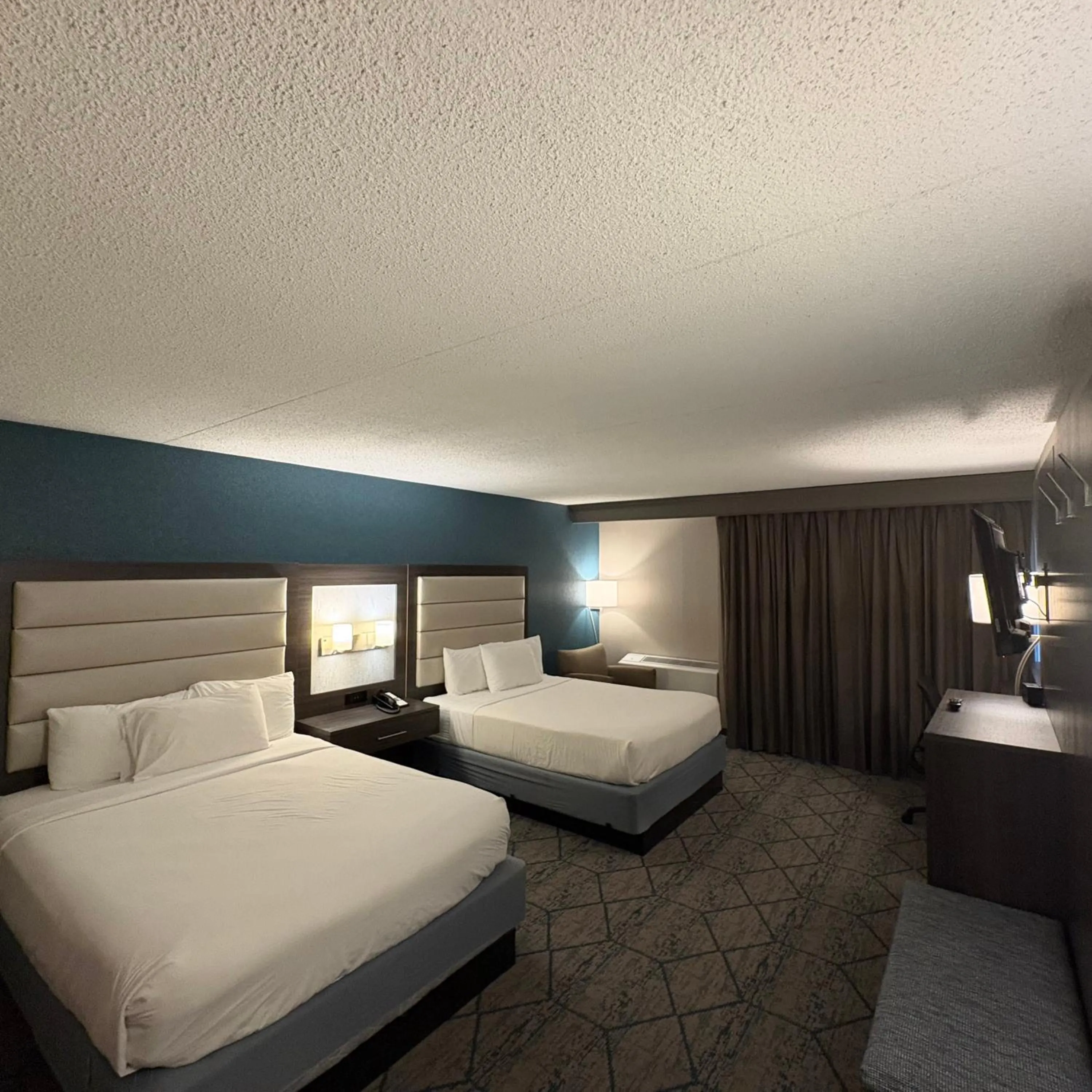 Photo of the whole room, Bed in Bismarck Hotel and Conference Center