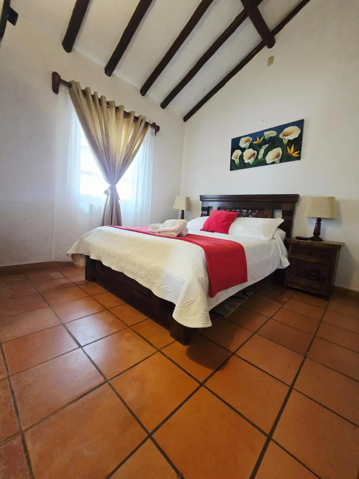 Photo of the whole room, Bed in Aparta Hotel El Refugio de María