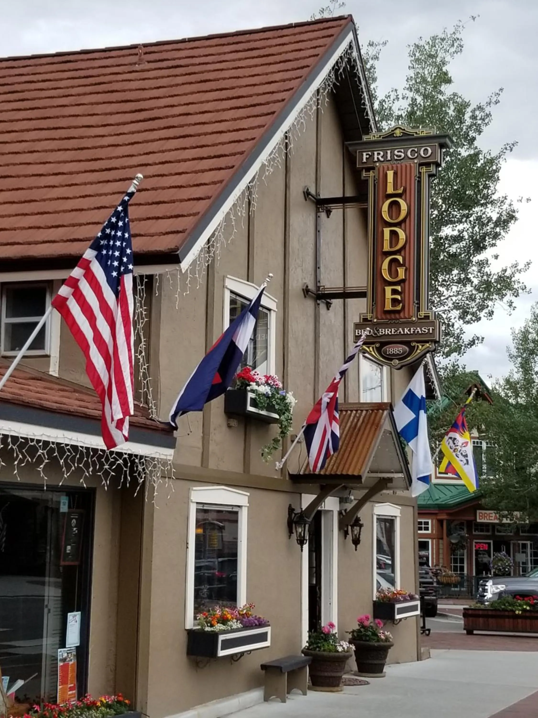 Facade/entrance in Frisco Lodge