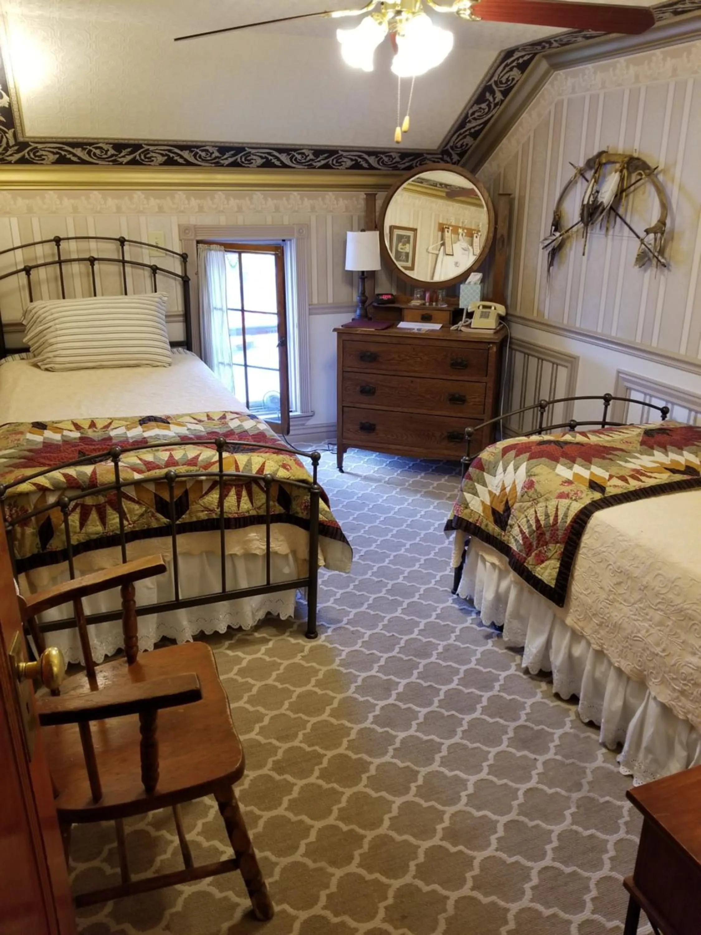 Bed in Frisco Lodge