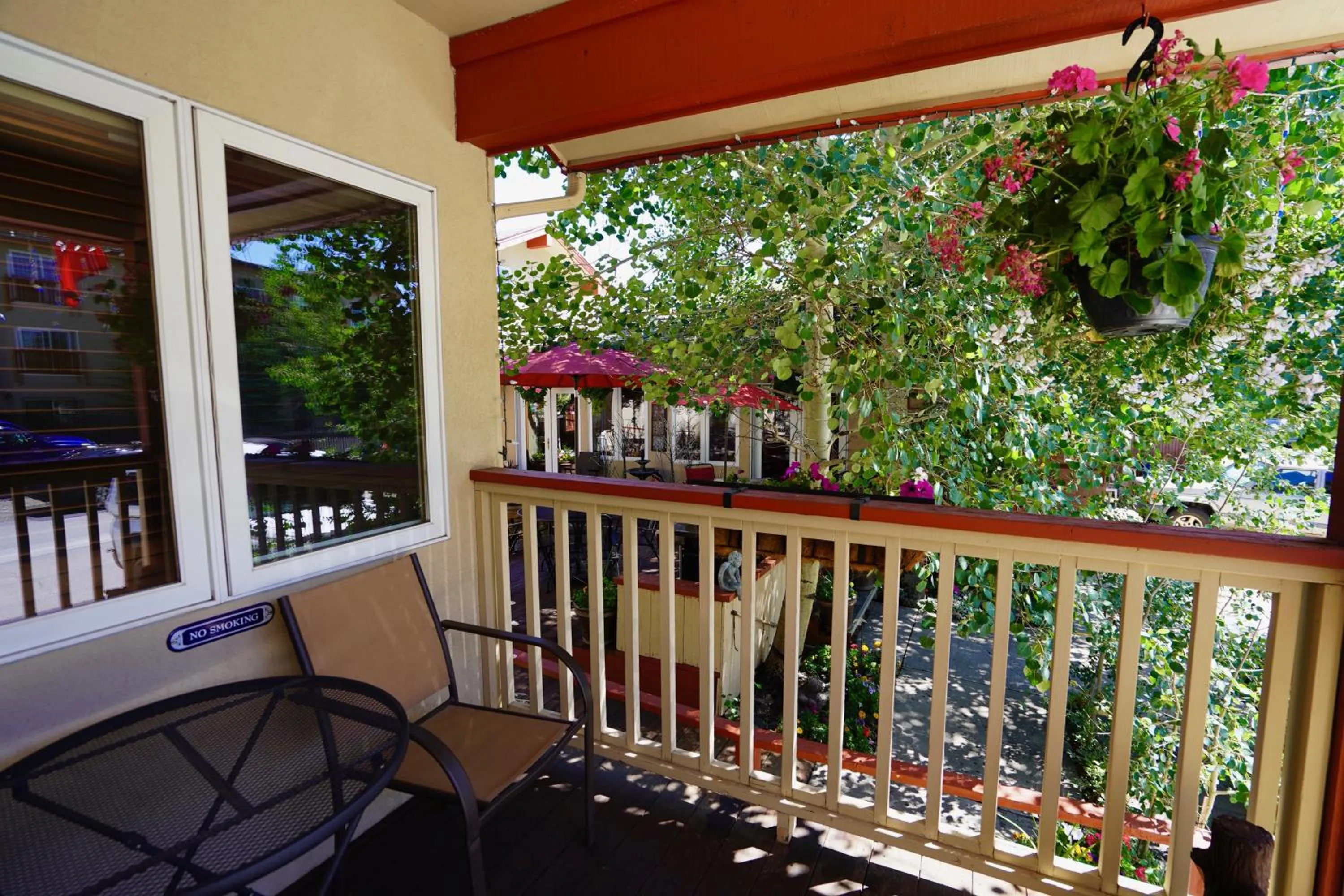 Frisco Inn on Galena