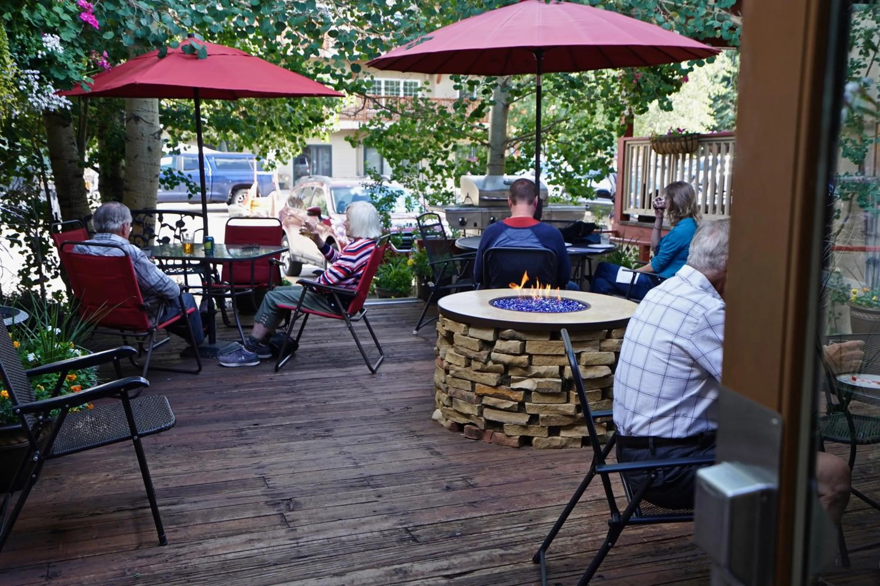 Food and drinks in Frisco Inn on Galena