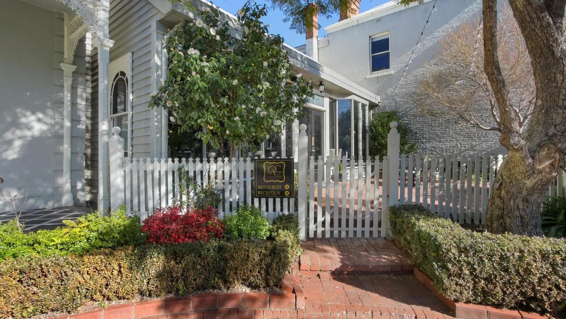 Property building in The Riversleigh