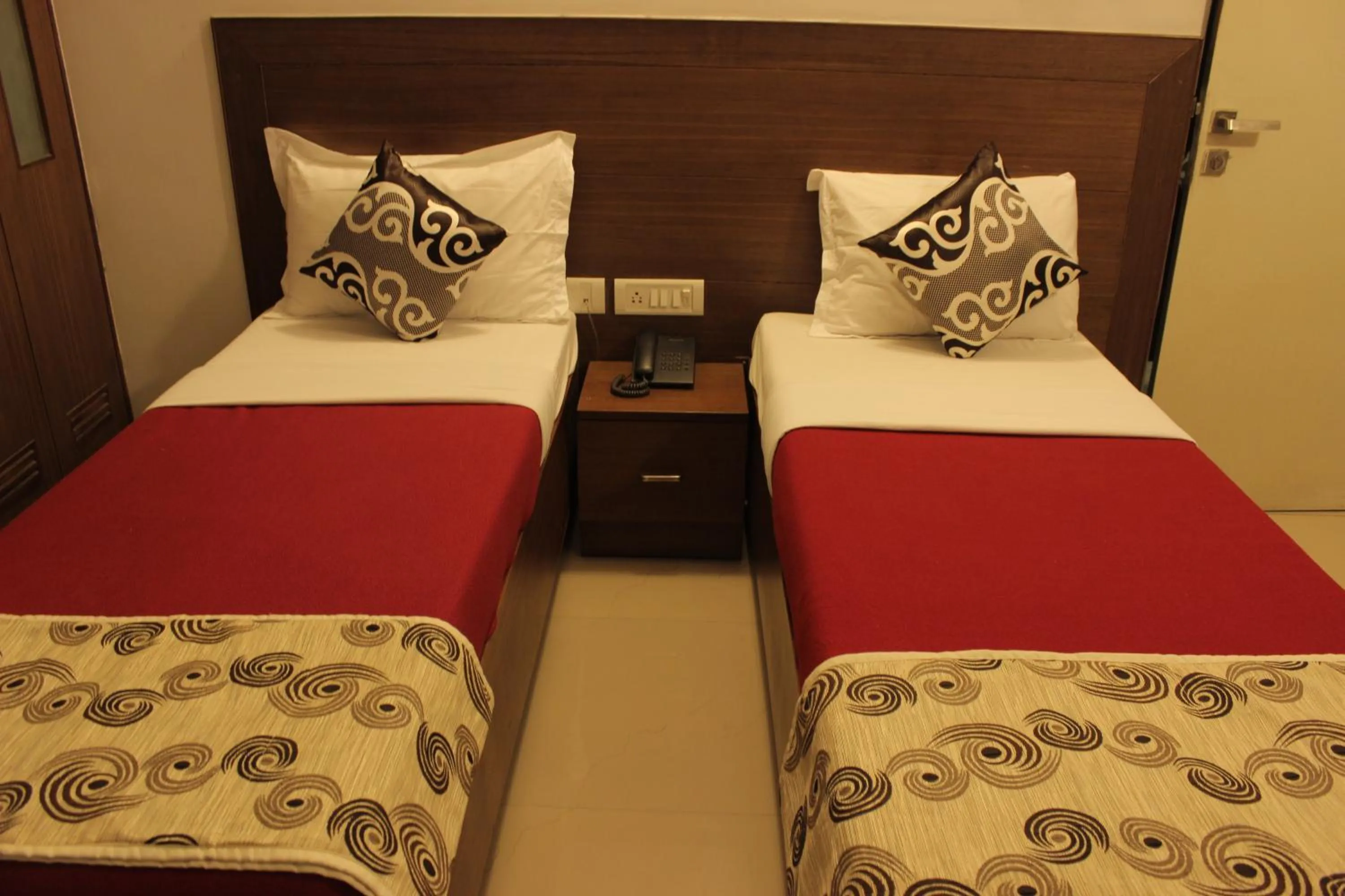 Bed in Mount Residency