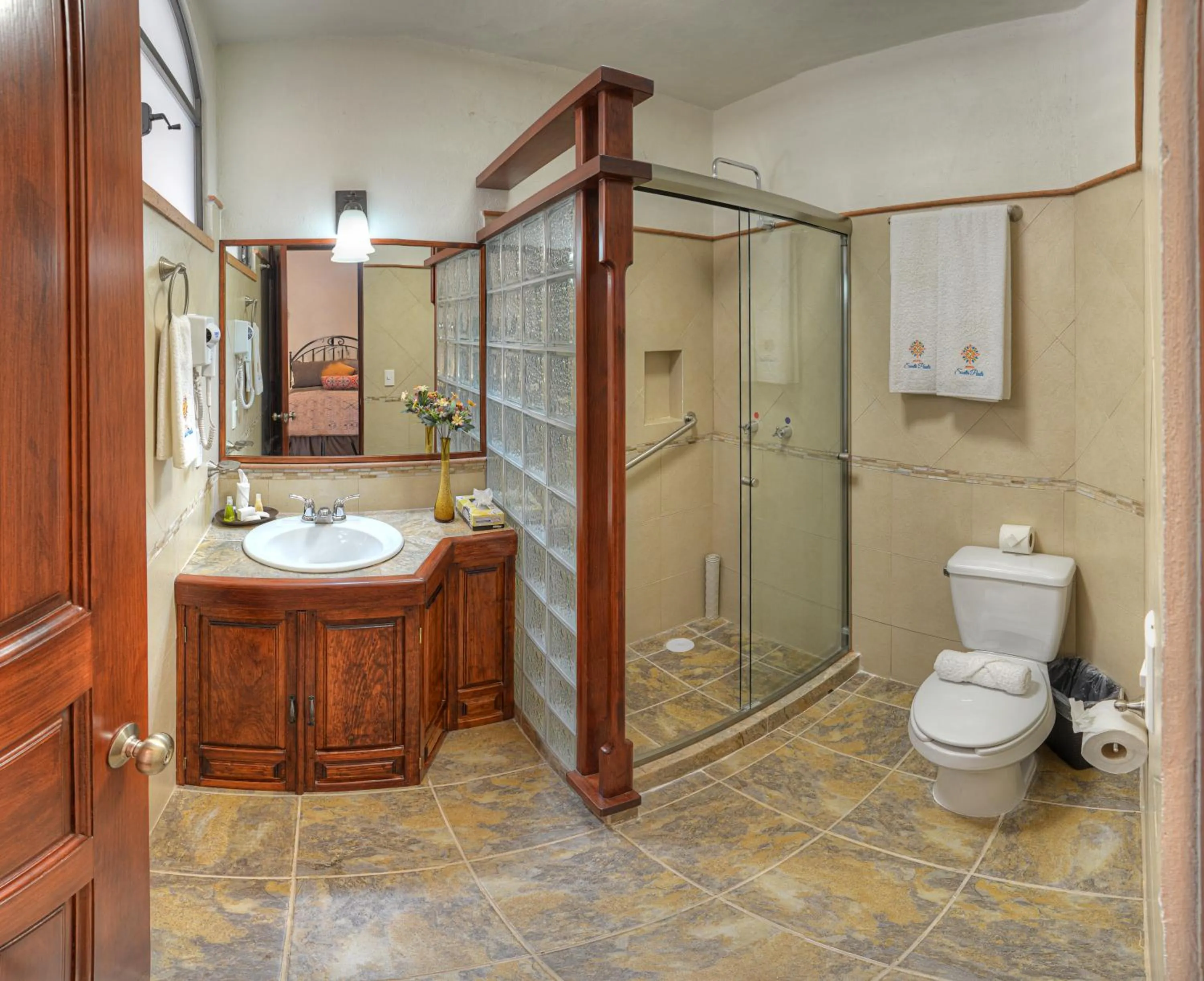 Bathroom in Hotel Santa Paula