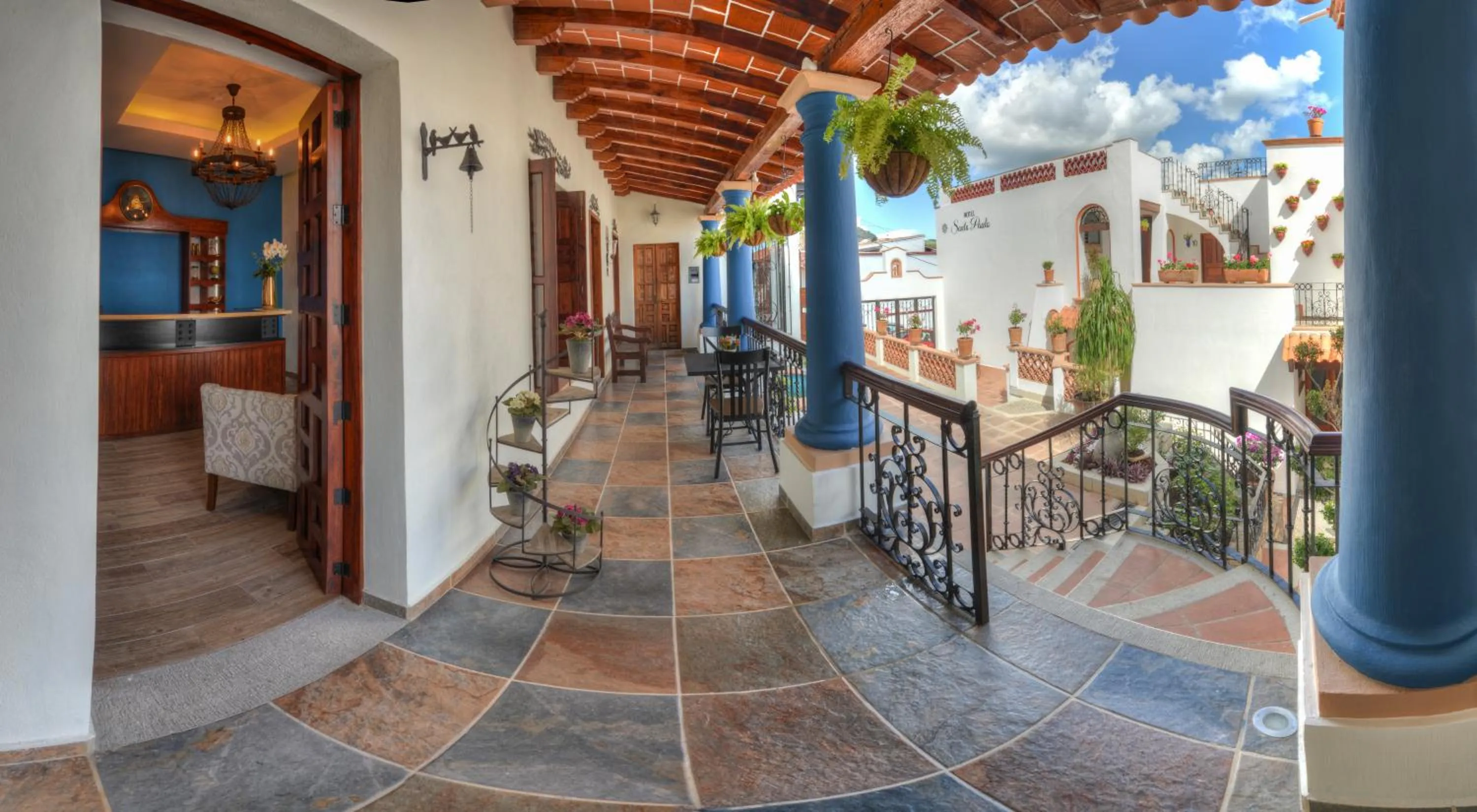 Patio in Hotel Santa Paula