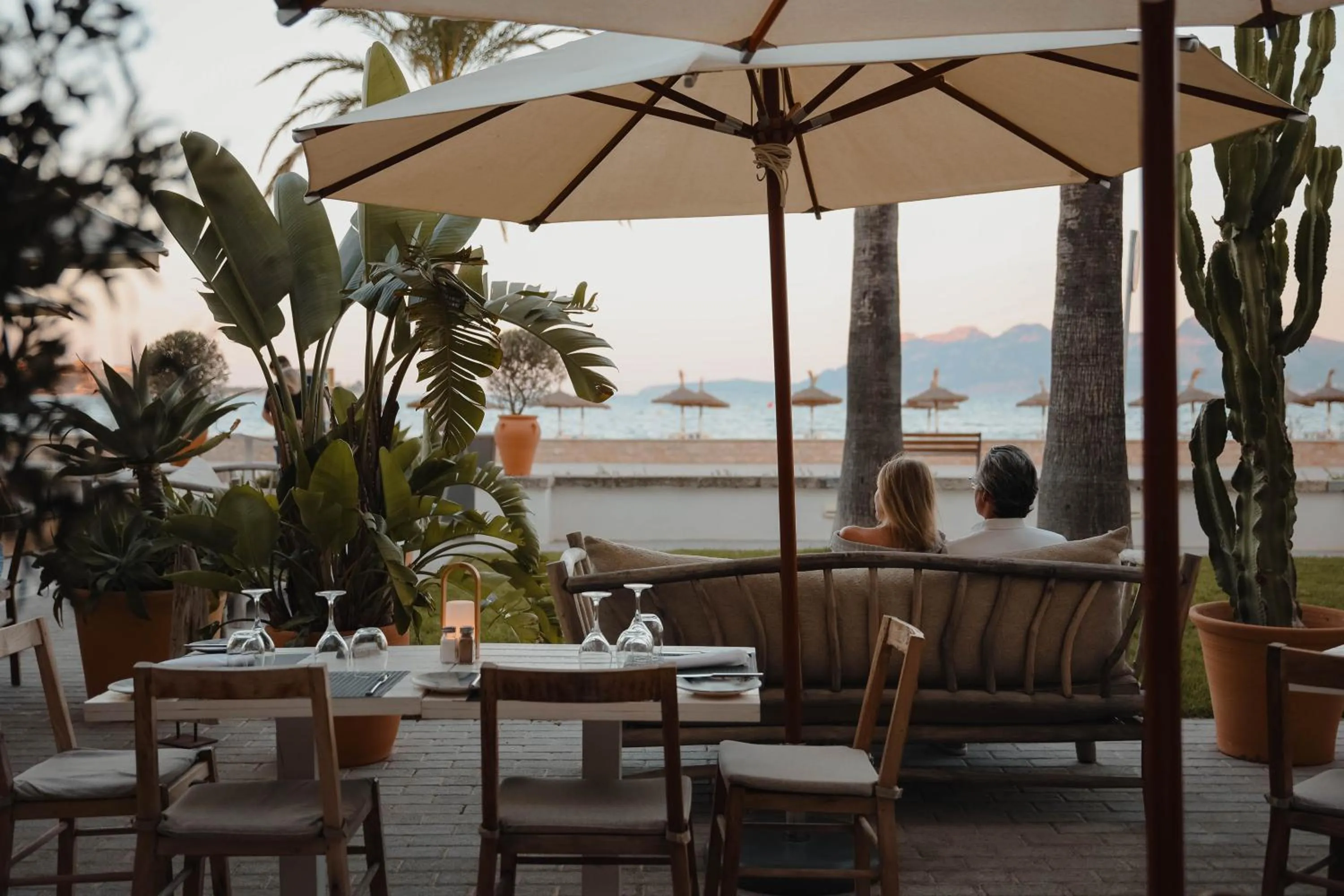 Restaurant/places to eat in Hoposa Pollentia - Adults Only