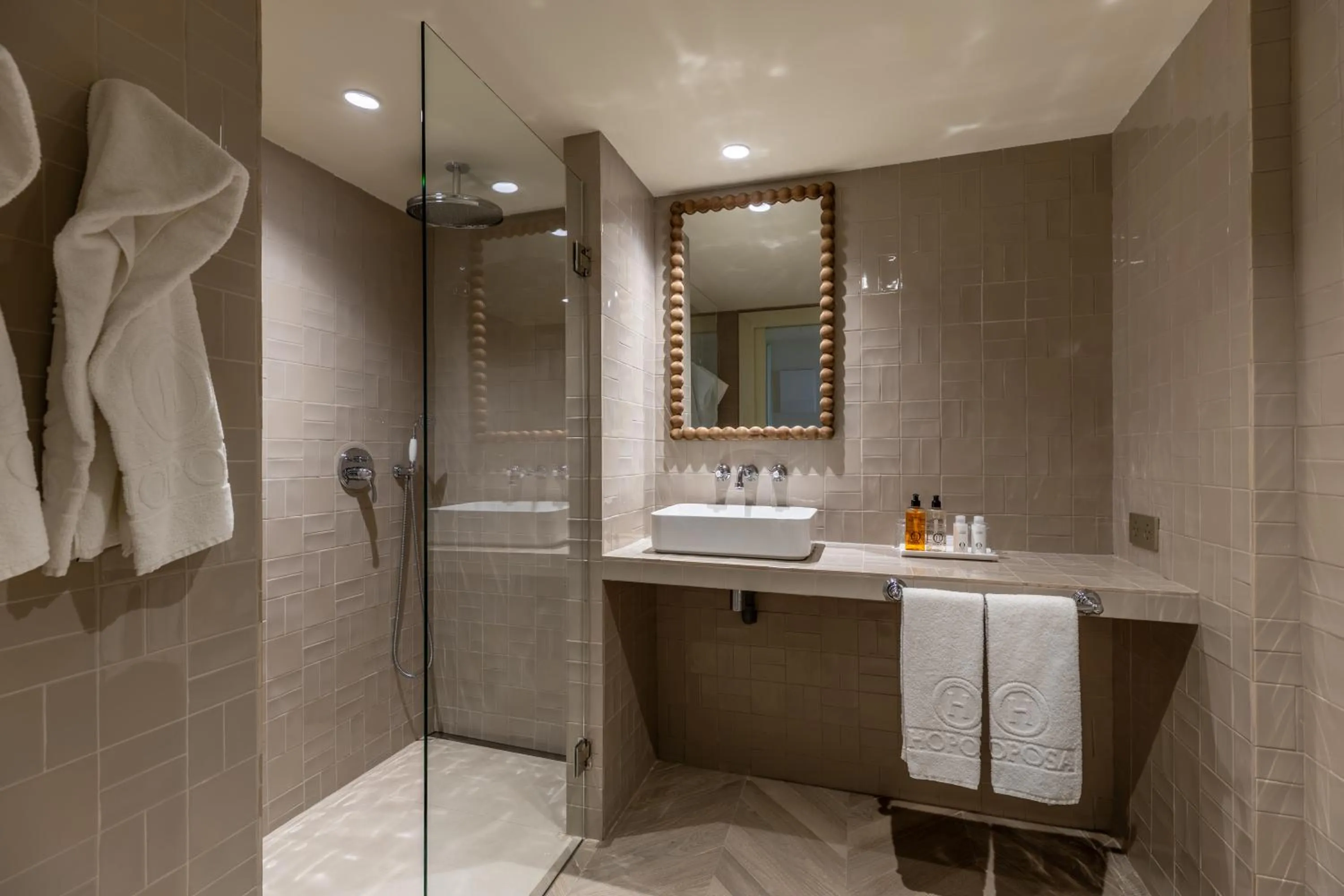 Bathroom in Hoposa Pollensamar Apartamentos