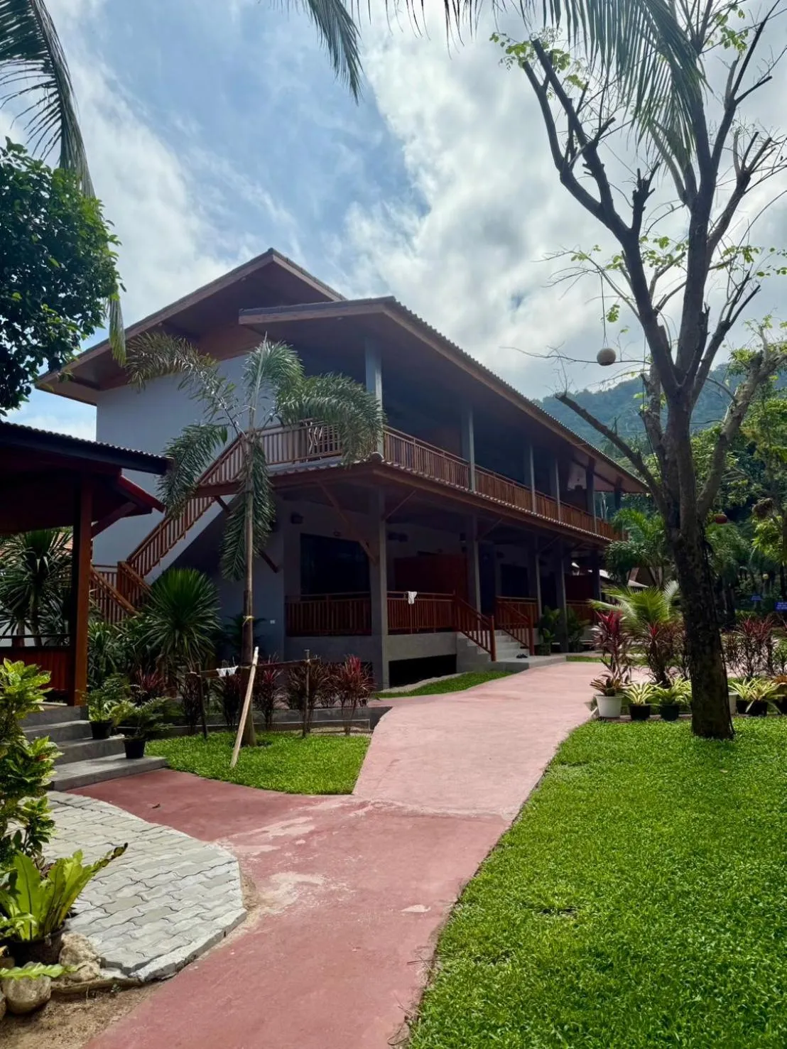 Property building in Nice Beach Resort Koh Pha-ngan