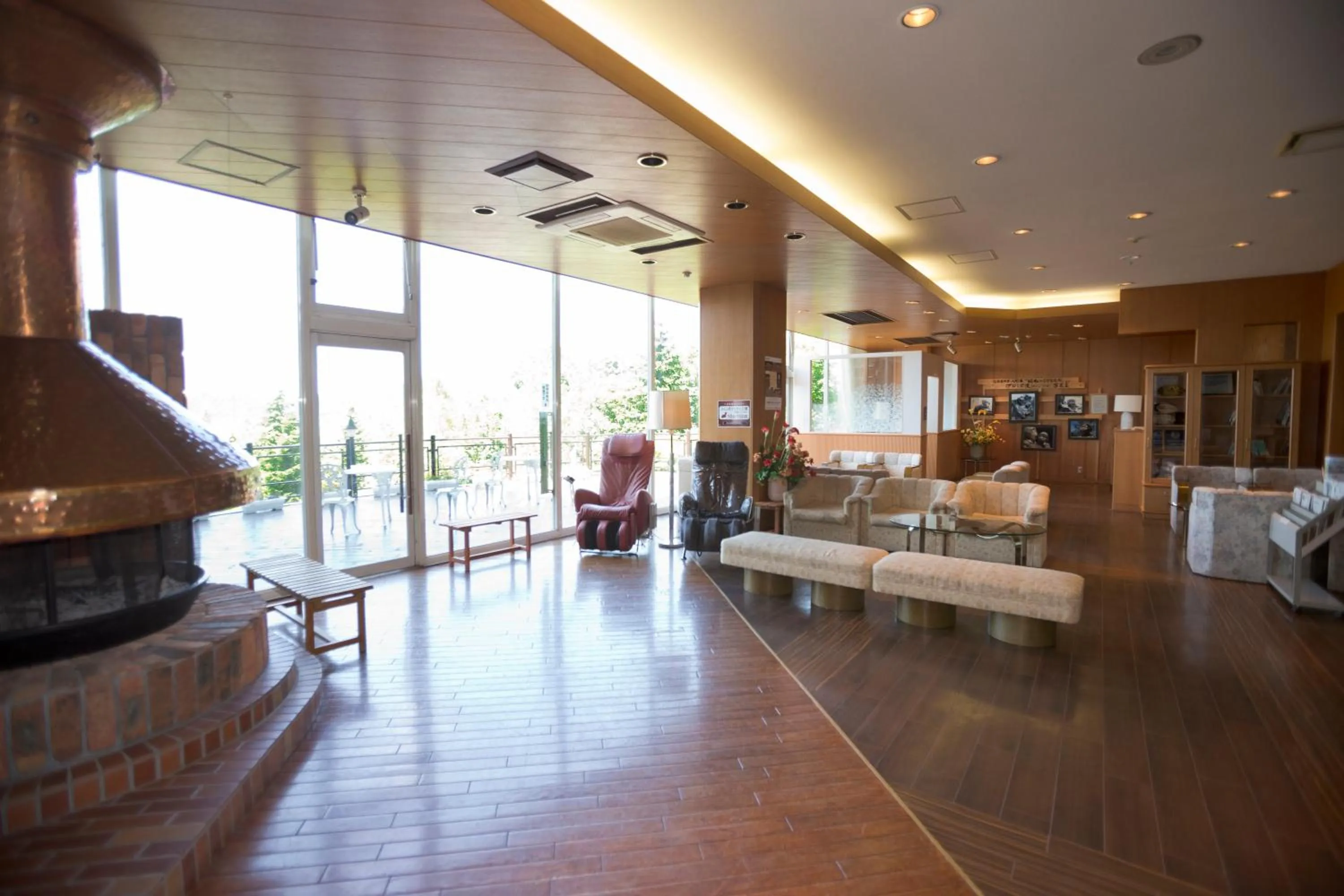 Communal lounge/ TV room in Abashiri Kanko Hotel