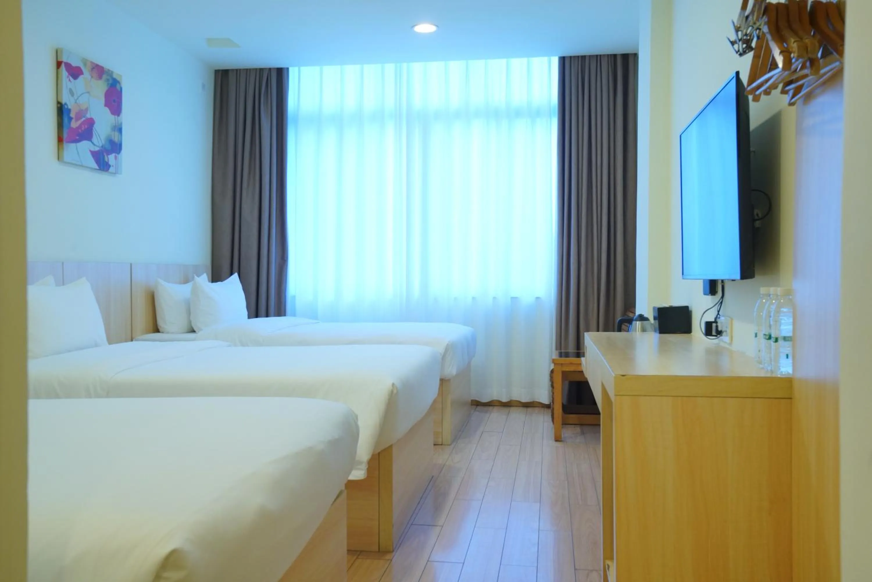 Bed in Guangdong Baiyun City Hotel