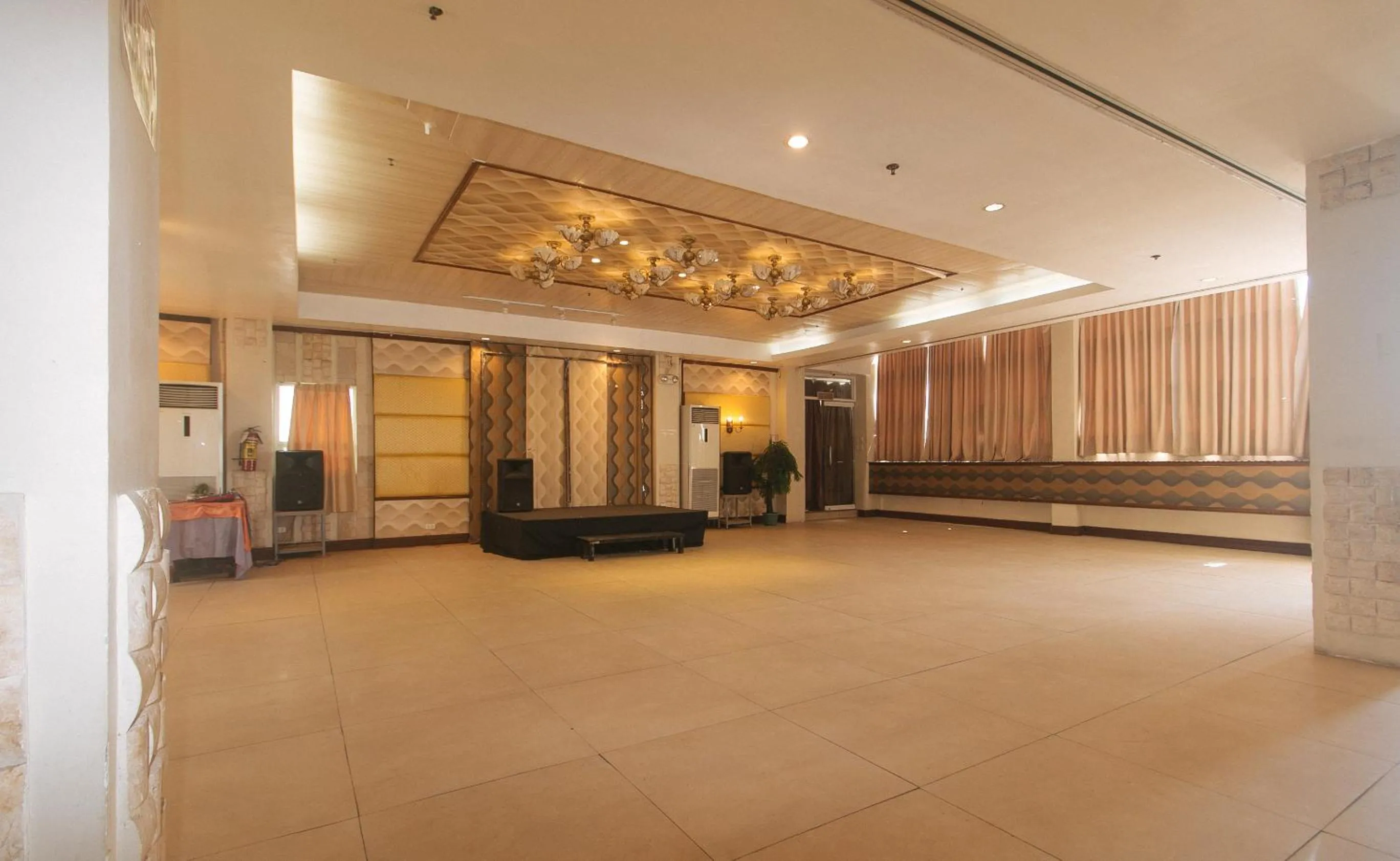 Banquet/Function facilities in RedDoorz Plus New Era Budget Hotel Mandaue former RedDoorz Plus near UV Mandaue Cebu