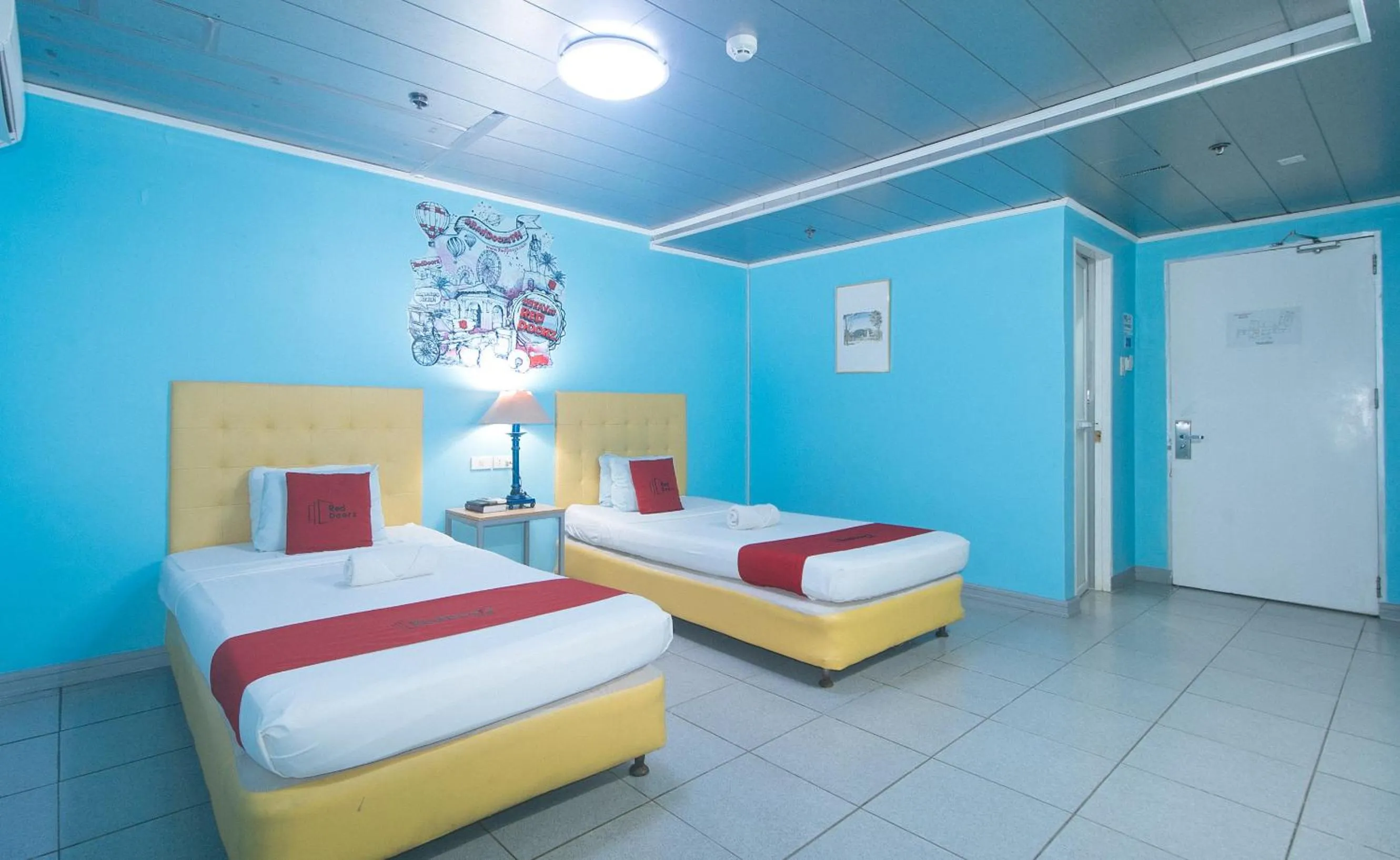 Bed in RedDoorz Plus New Era Budget Hotel Mandaue former RedDoorz Plus near UV Mandaue Cebu