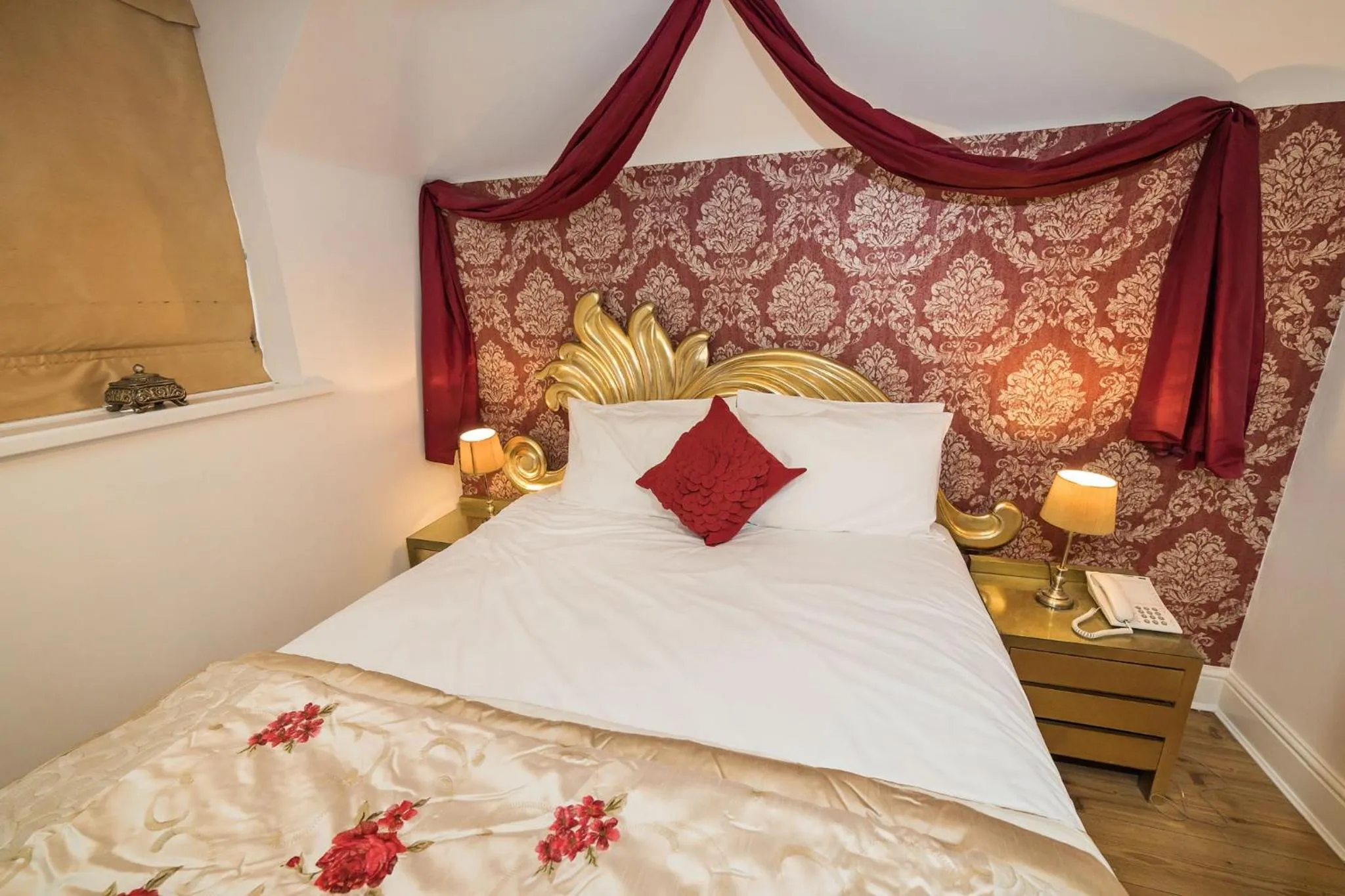 Bed in G Boutique Hotel