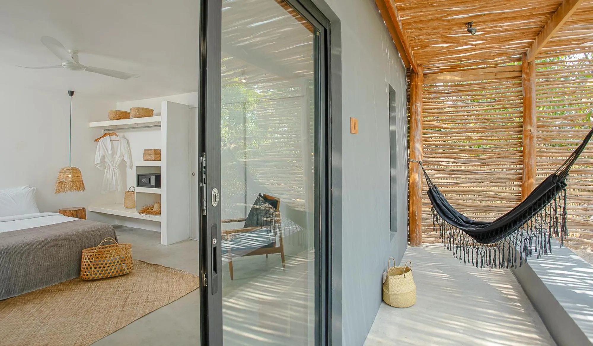 Photo of the whole room, Bed in Tamu Koh Rong