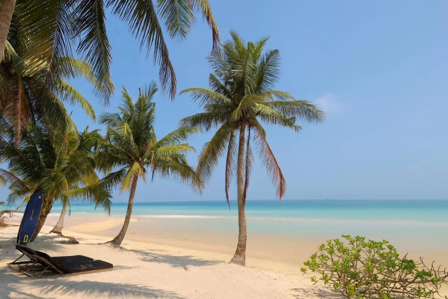Beach in Tamu Koh Rong